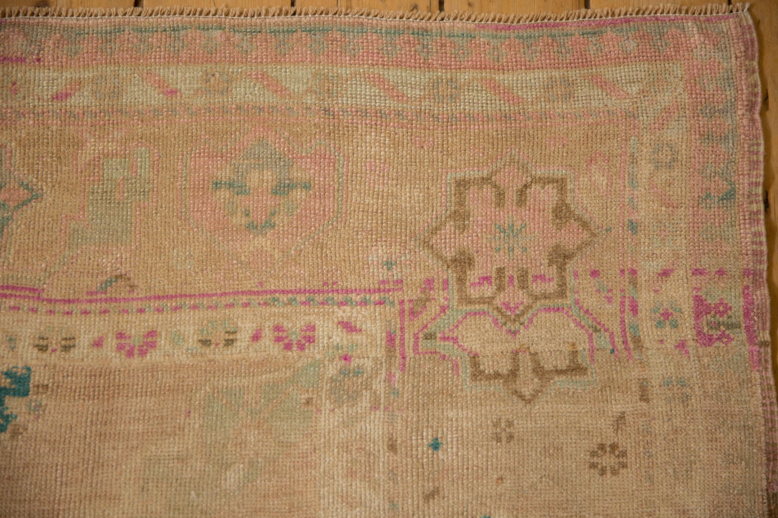 Turco Tappeto Oushak Vintage Distressed Runner in vendita