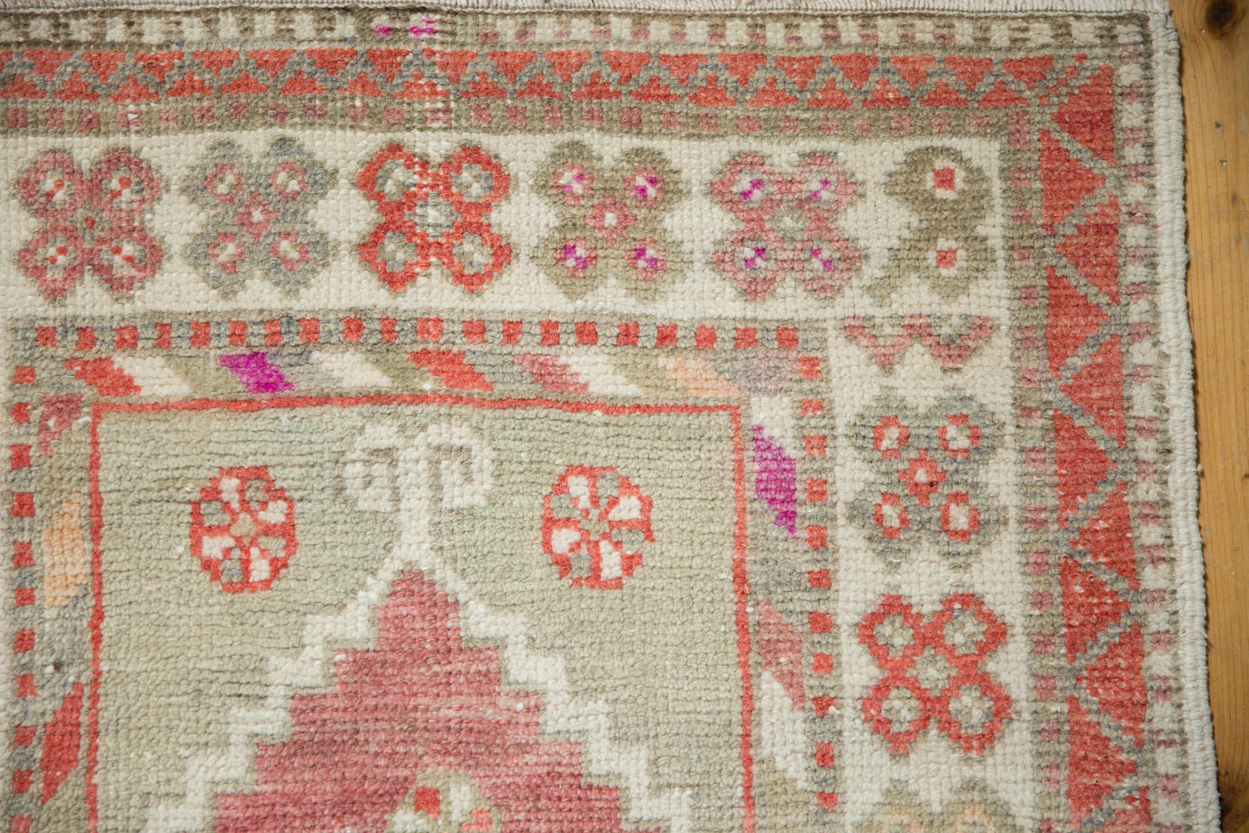 Turco Tappeto Oushak Vintage Distressed Runner in vendita