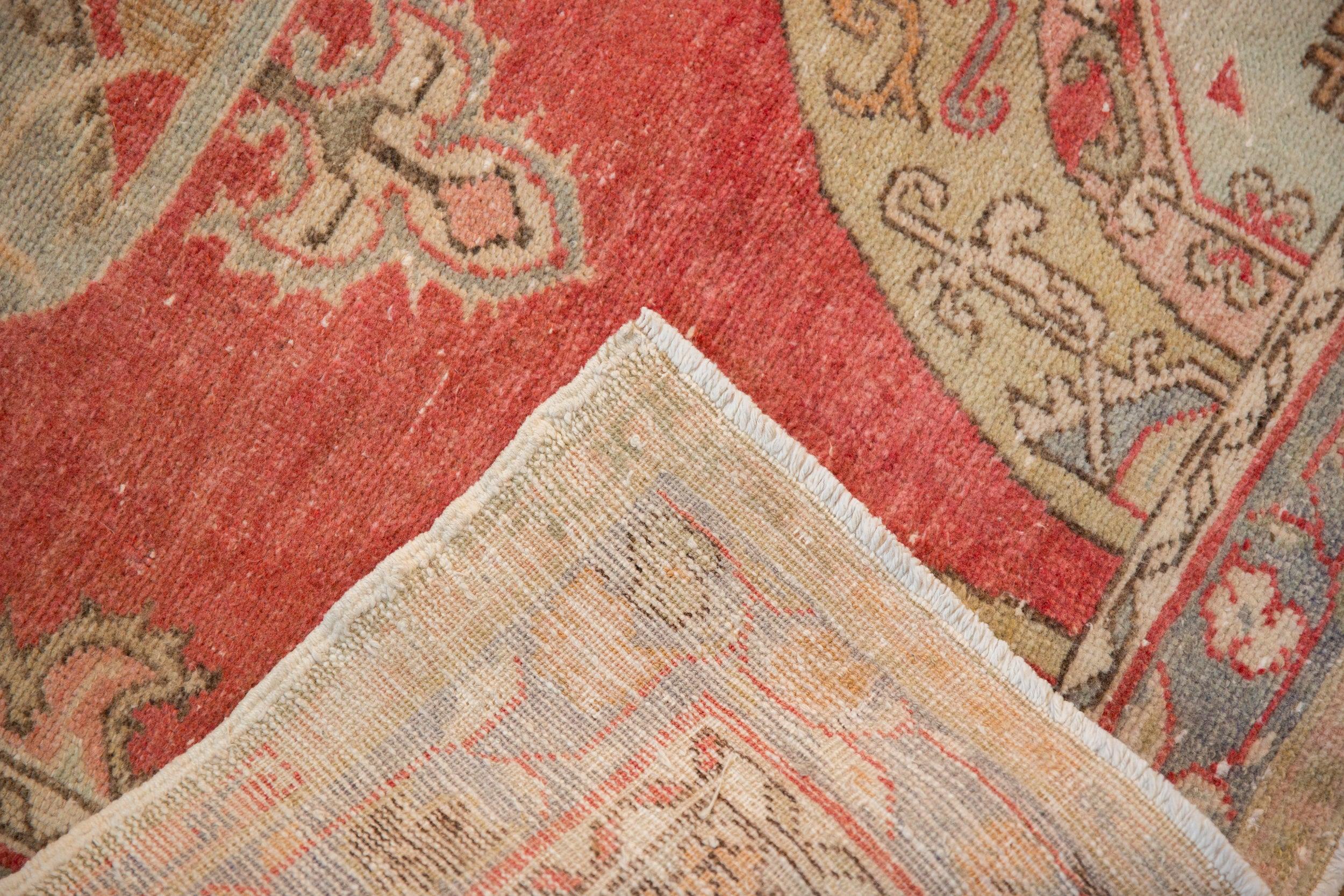 Turco Tappeto Oushak Vintage Distressed Runner in vendita