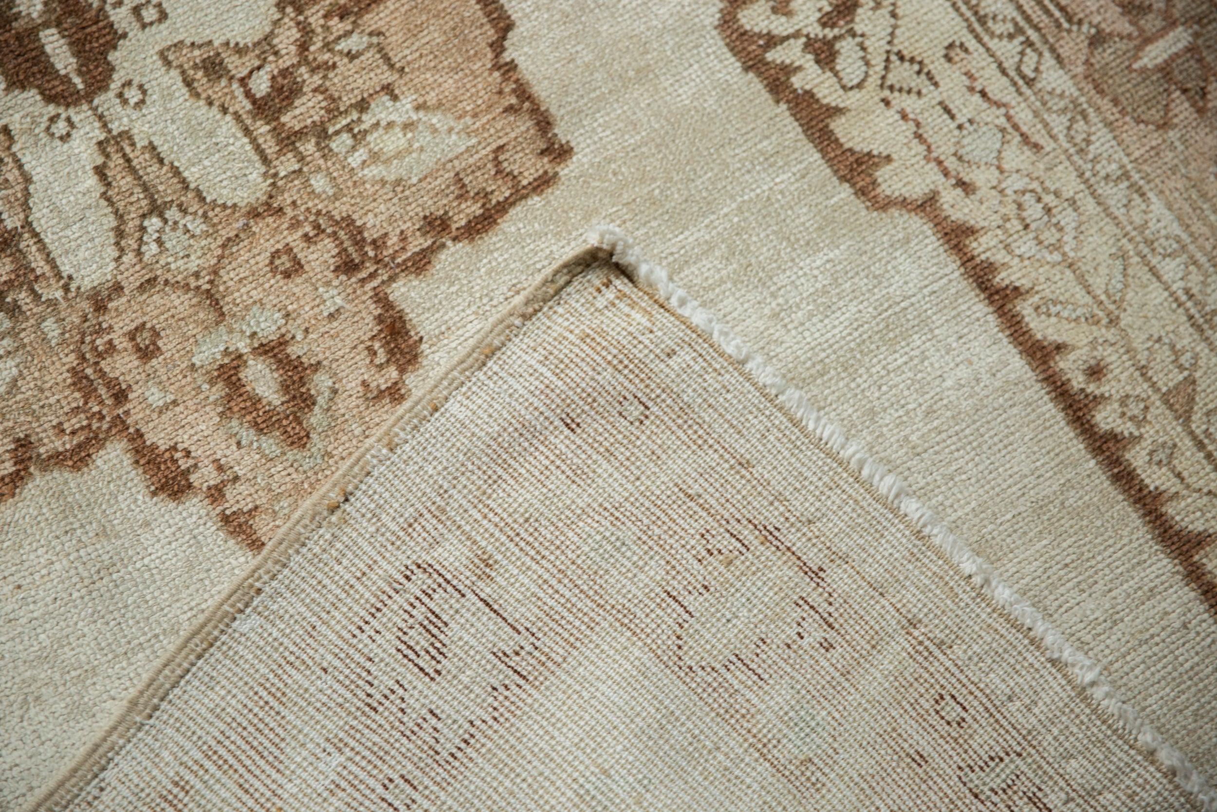 Vintage Distressed Oushak Teppich Läufer (Türkisch) im Angebot