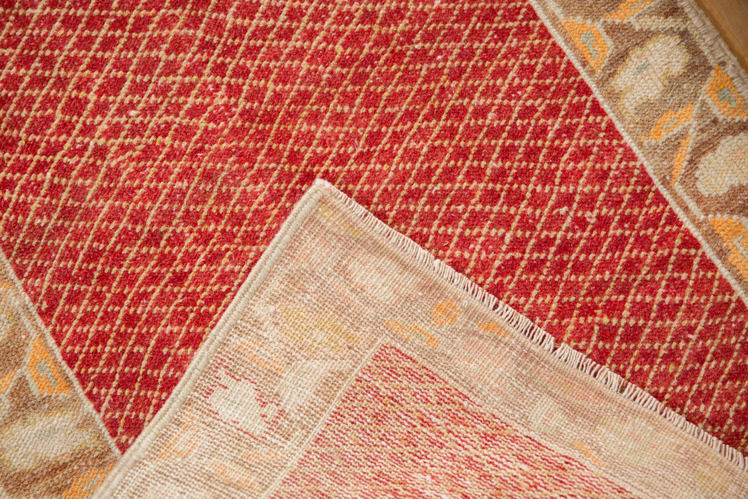 Vintage Distressed Oushak Teppich Läufer (Türkisch) im Angebot