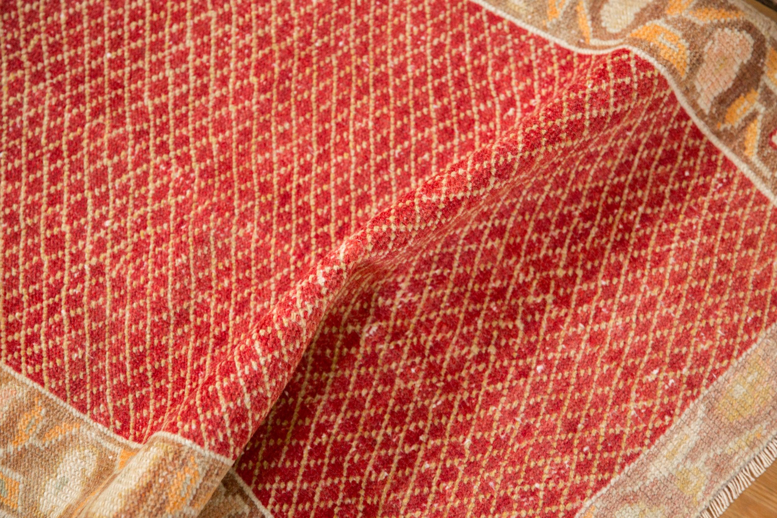 Vintage Distressed Oushak Teppich Läufer (Handgeknüpft) im Angebot