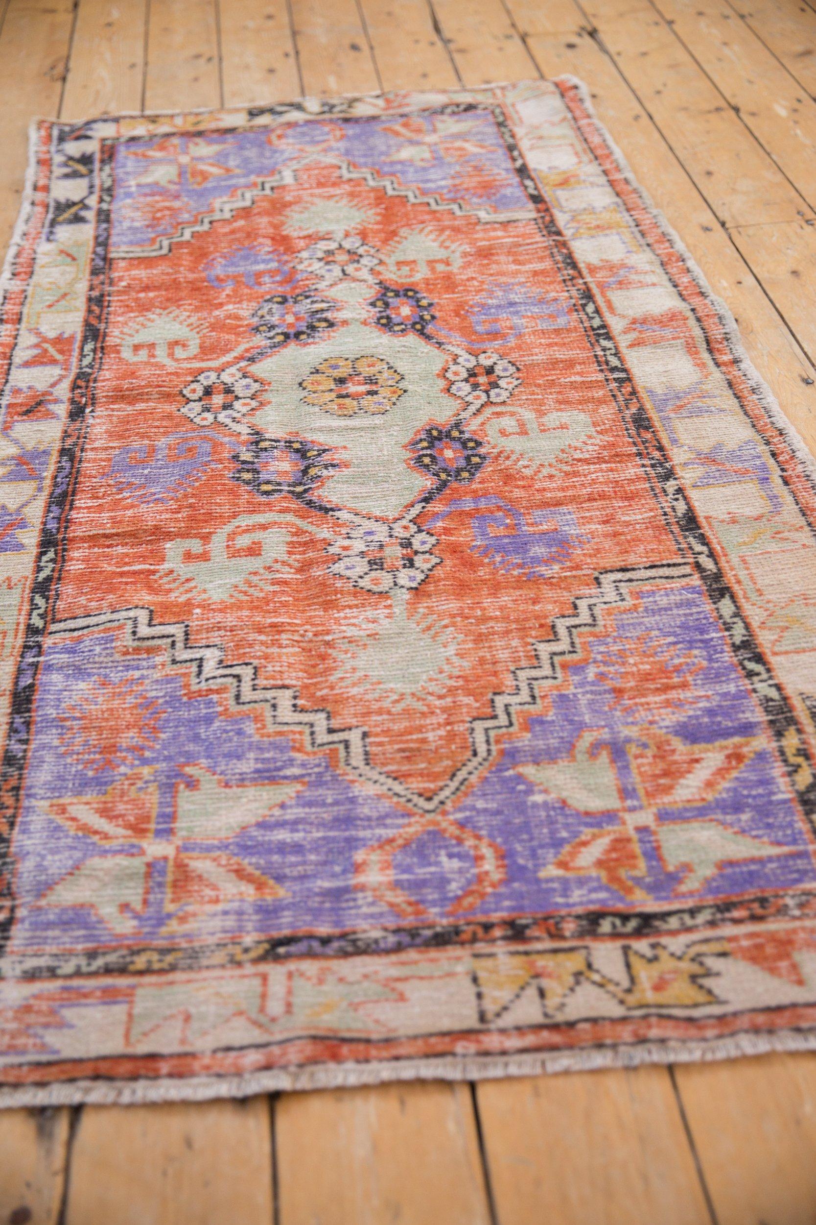 Vintage Distressed Oushak Rug Runner (Wolle) im Angebot