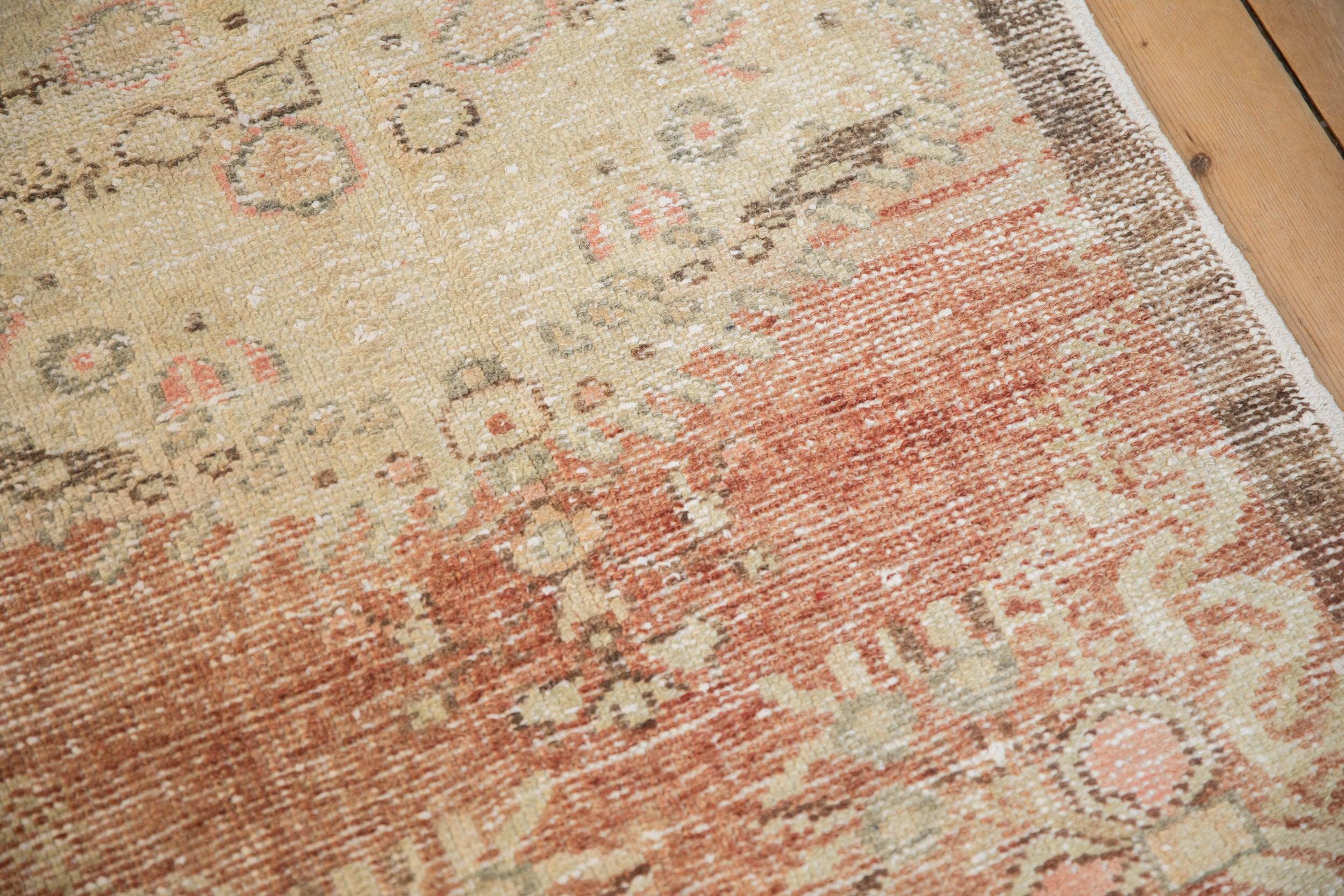 Lana Tappeto Oushak Vintage Distressed Runner in vendita