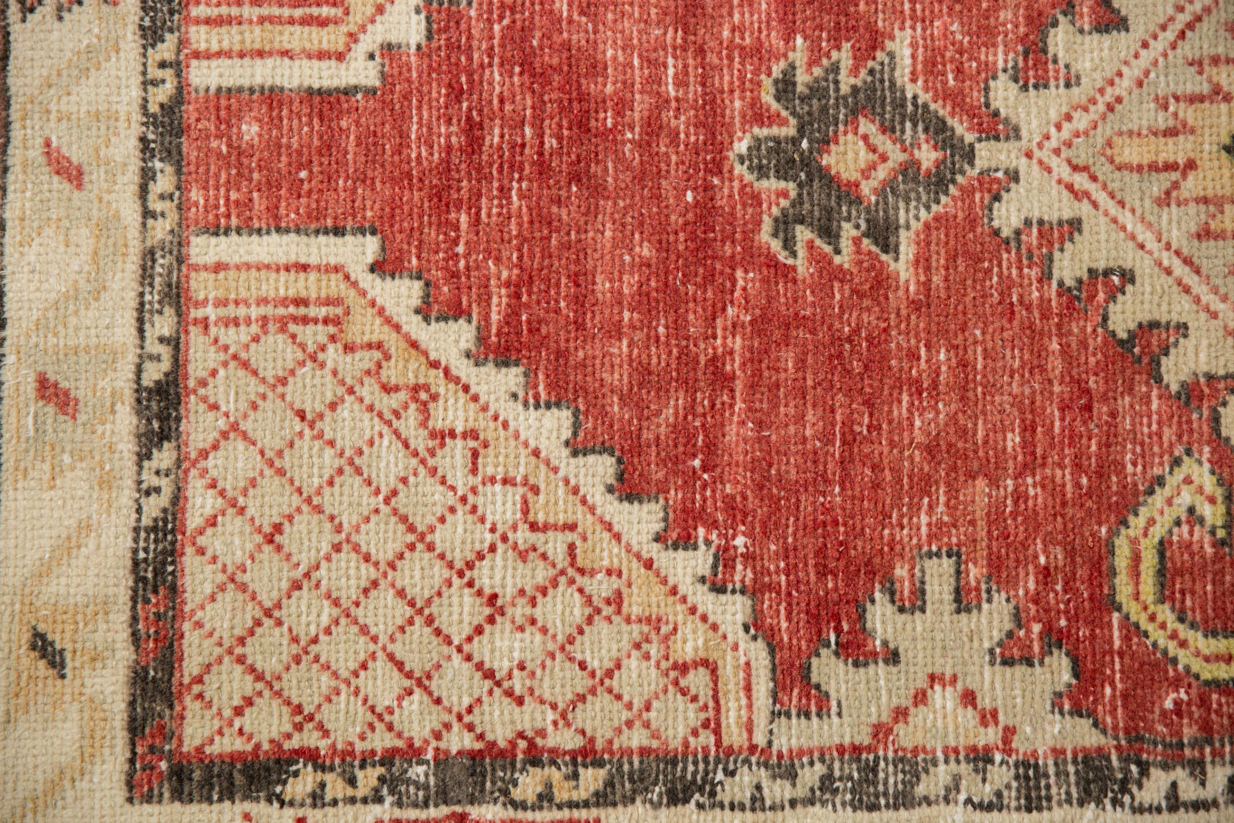 Lana Tappeto Oushak Vintage Distressed Runner in vendita