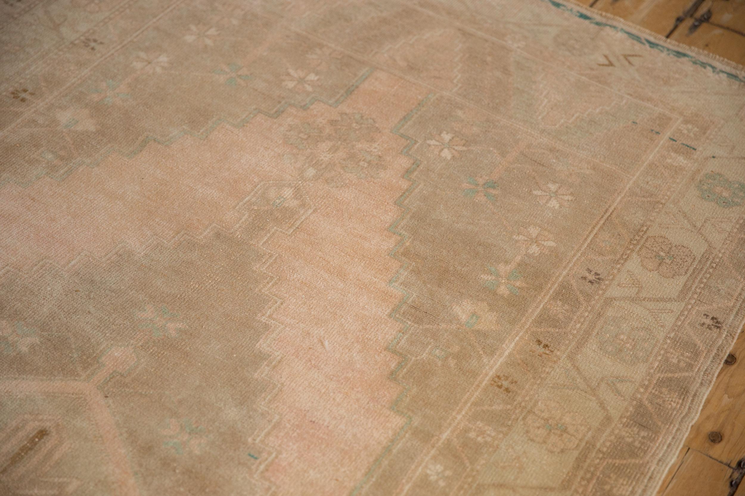 Tappeto Oushak Vintage Distressed Runner in vendita 1