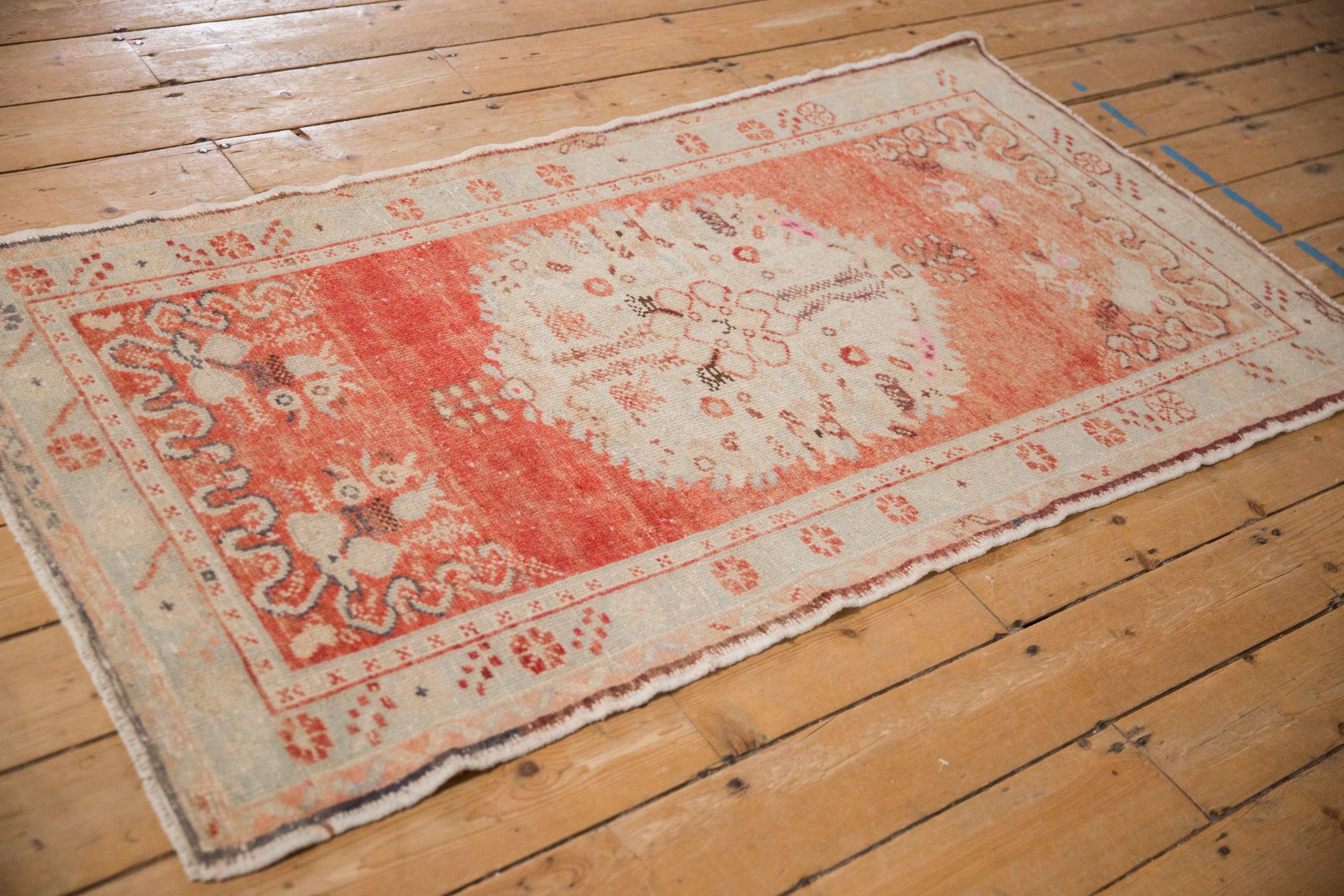 Tappeto Oushak Vintage Distressed Runner in vendita 1