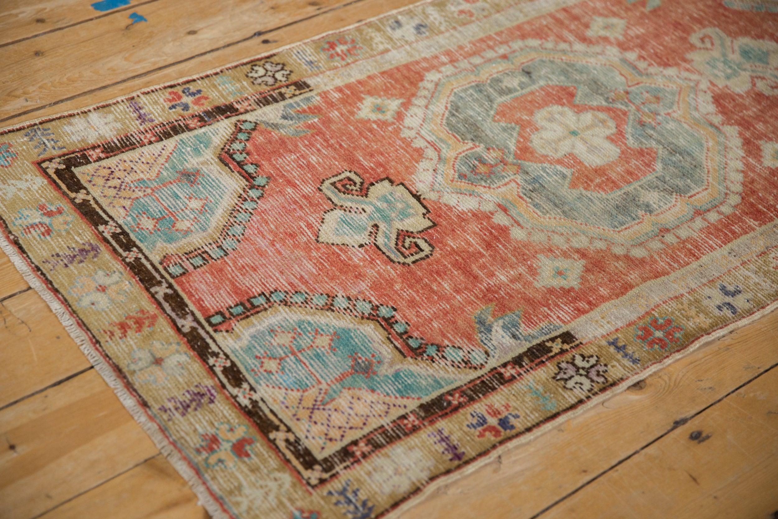 Tappeto Oushak Vintage Distressed Runner in vendita 1