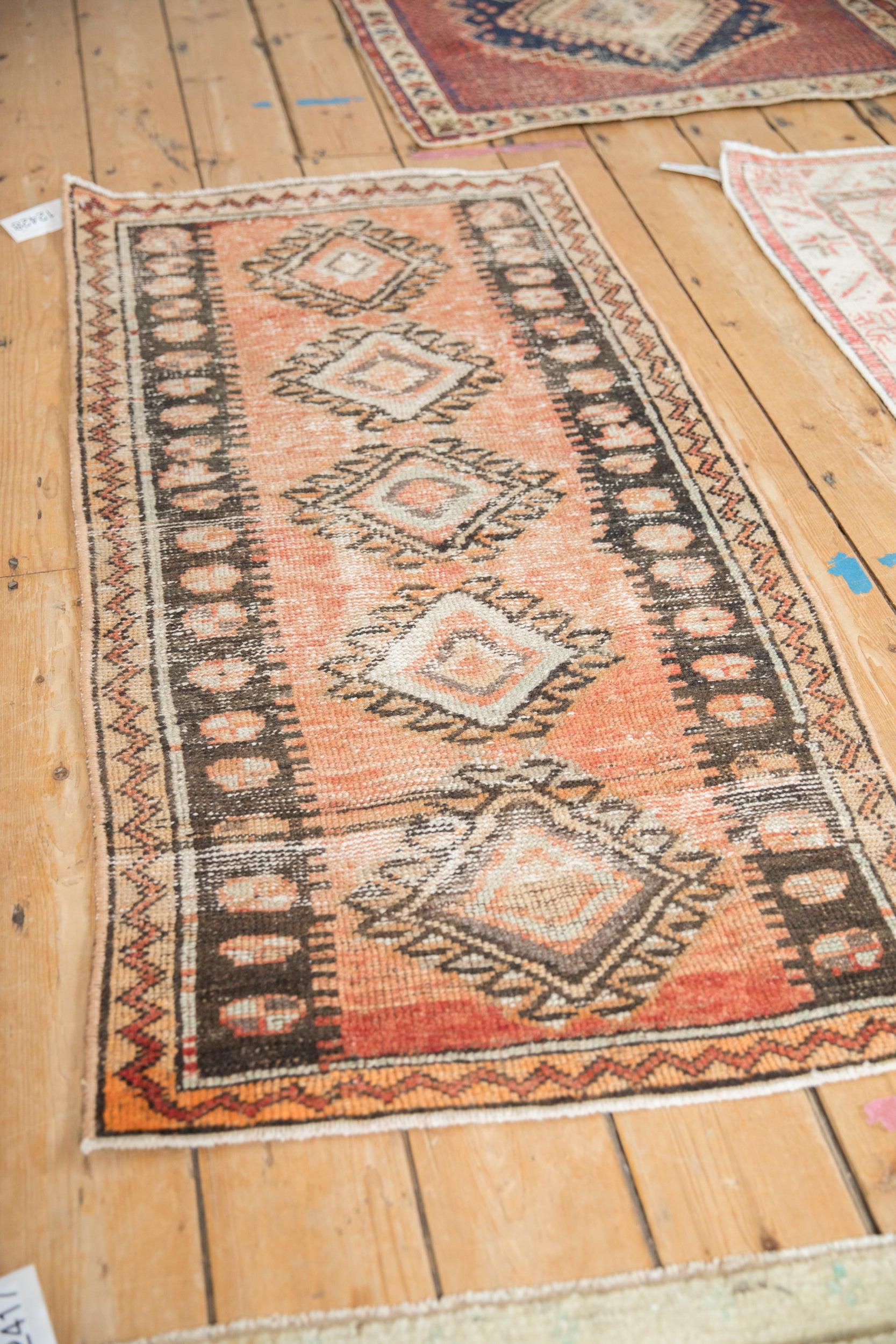 Tappeto Oushak Vintage Distressed Runner in vendita 1