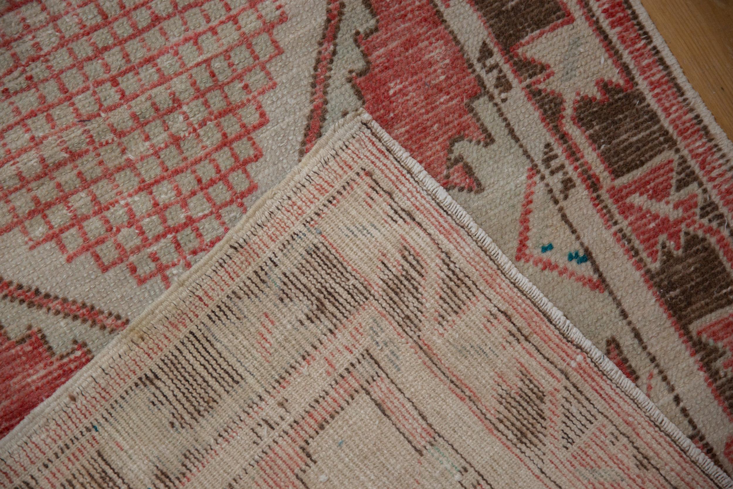 Tappeto Oushak Vintage Distressed Runner in vendita 2