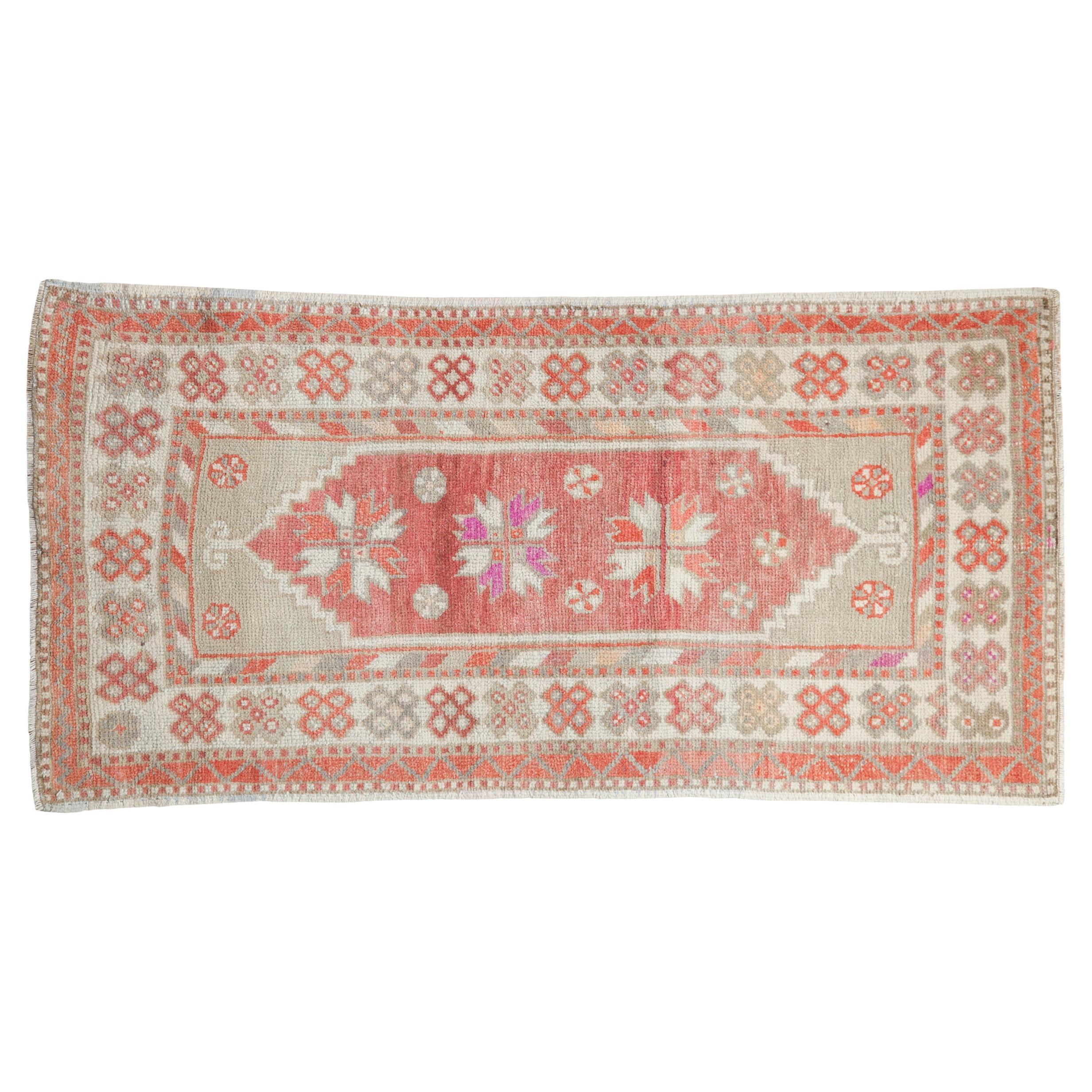 Tappeto Oushak Vintage Distressed Runner