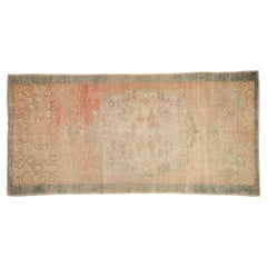 Vintage Distressed Oushak Teppich Läufer