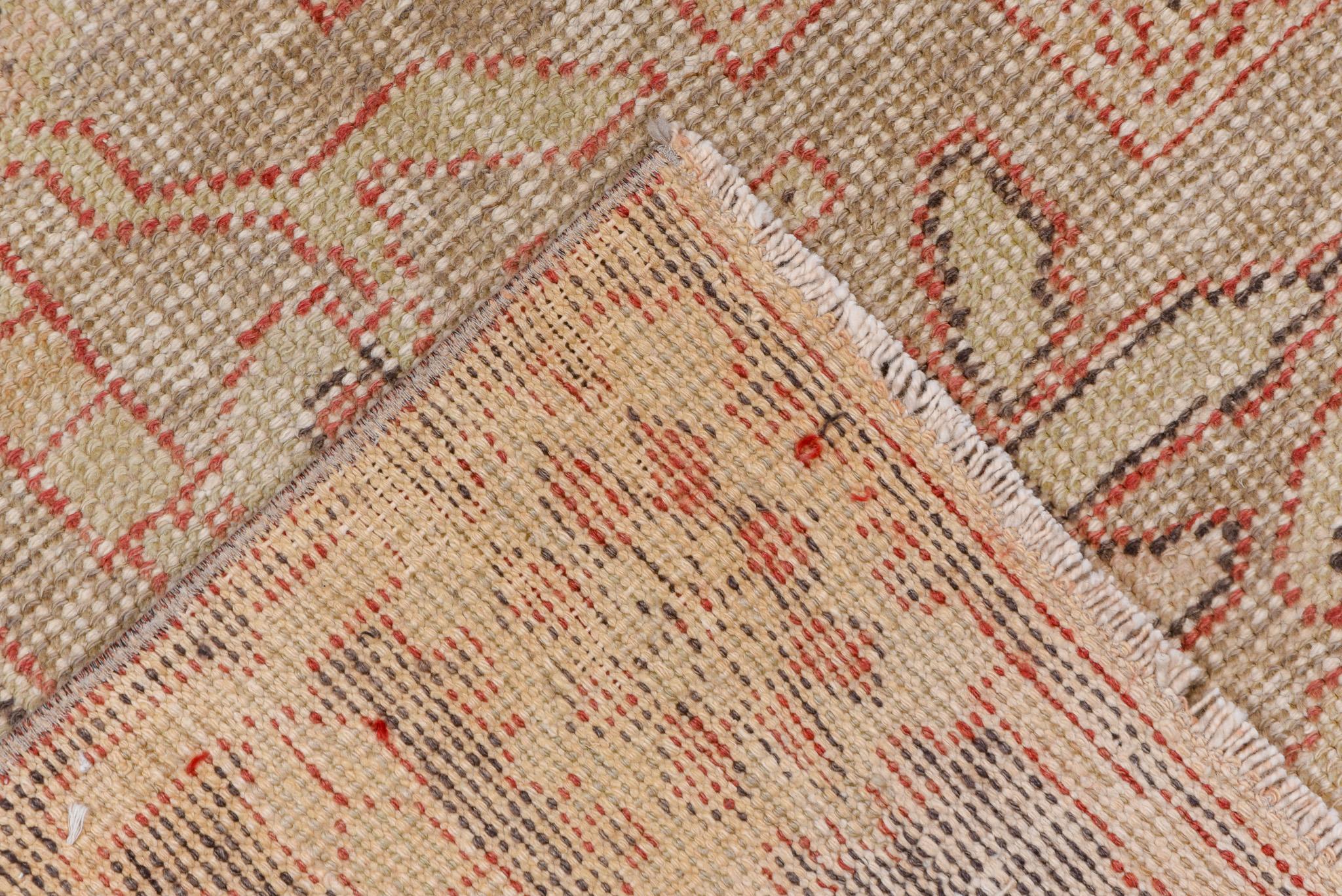 Turkish Vintage Distressed Oushak Rug with Medallion Design For Sale