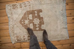 Vintage Distressed Oushak Quadratischer Teppich