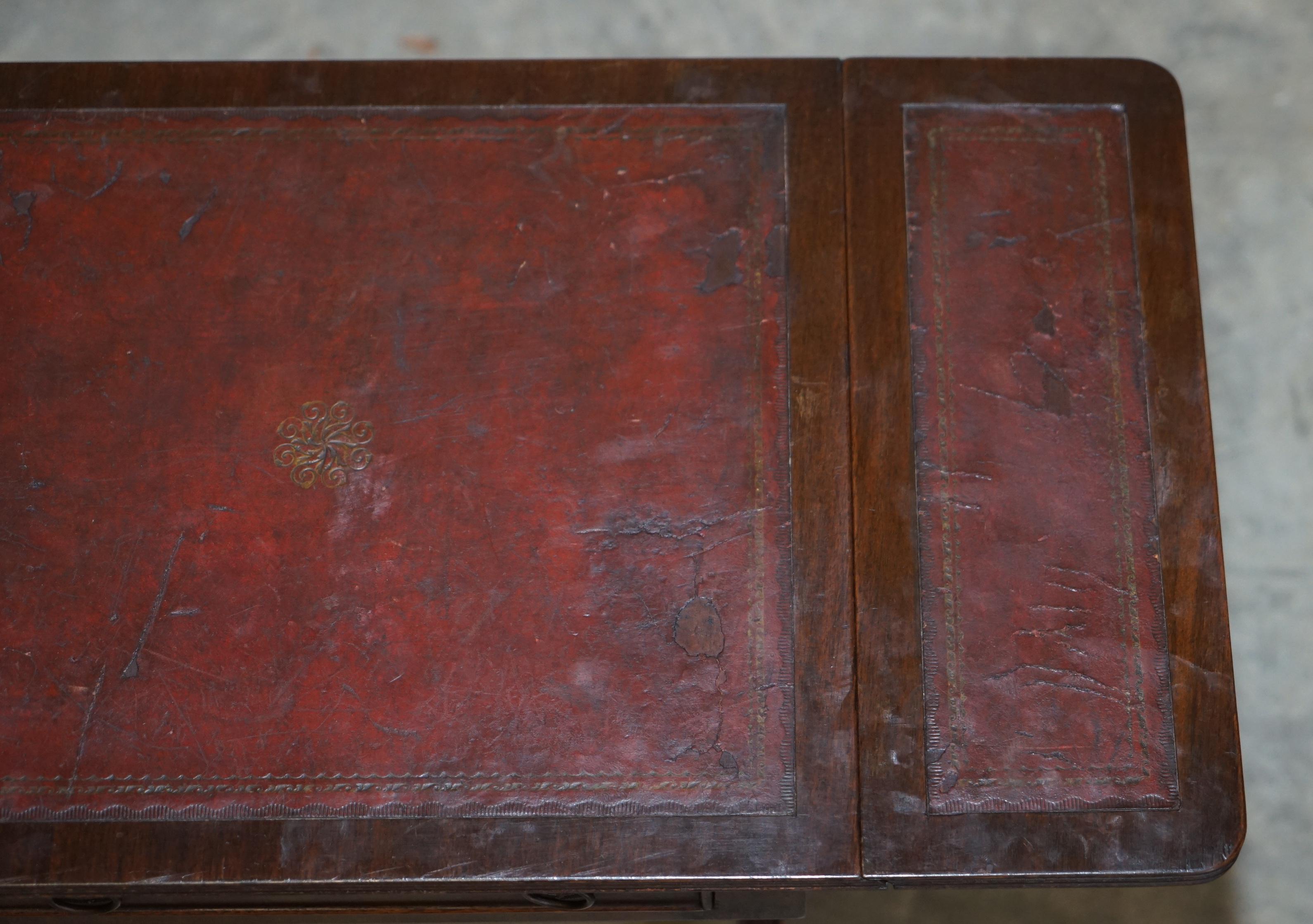 Vintage Distressed Oxblood Leather Side Table Extending Top Great Games Table 11