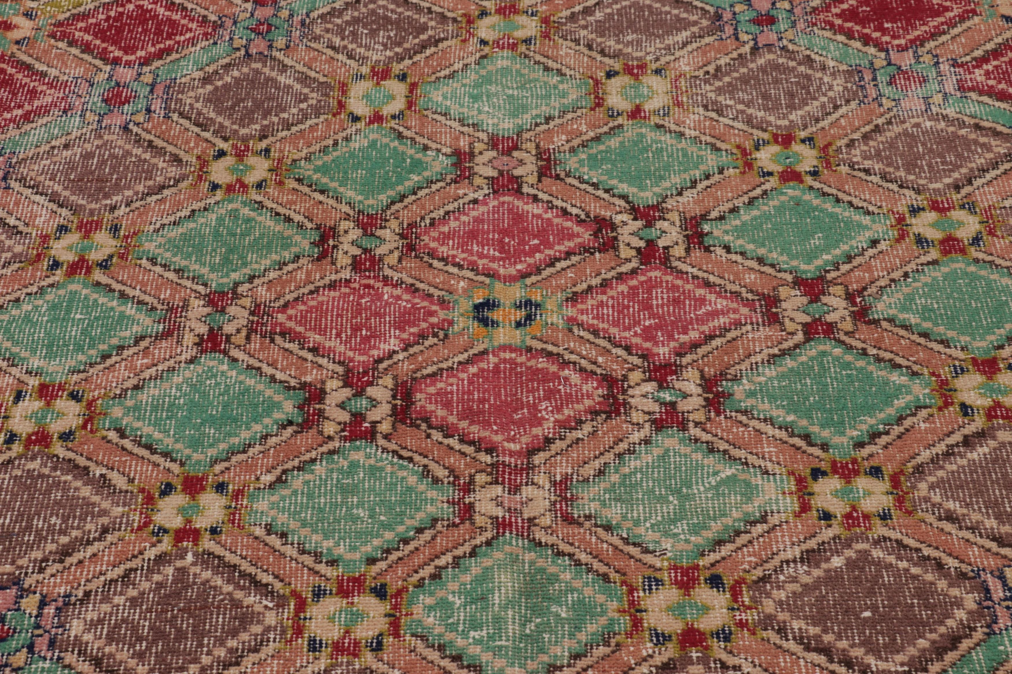 Geometrisches Medaillon-Muster im Vintage-Look, mehrfarbig - Rug & Kilim (Handgeknüpft) im Angebot