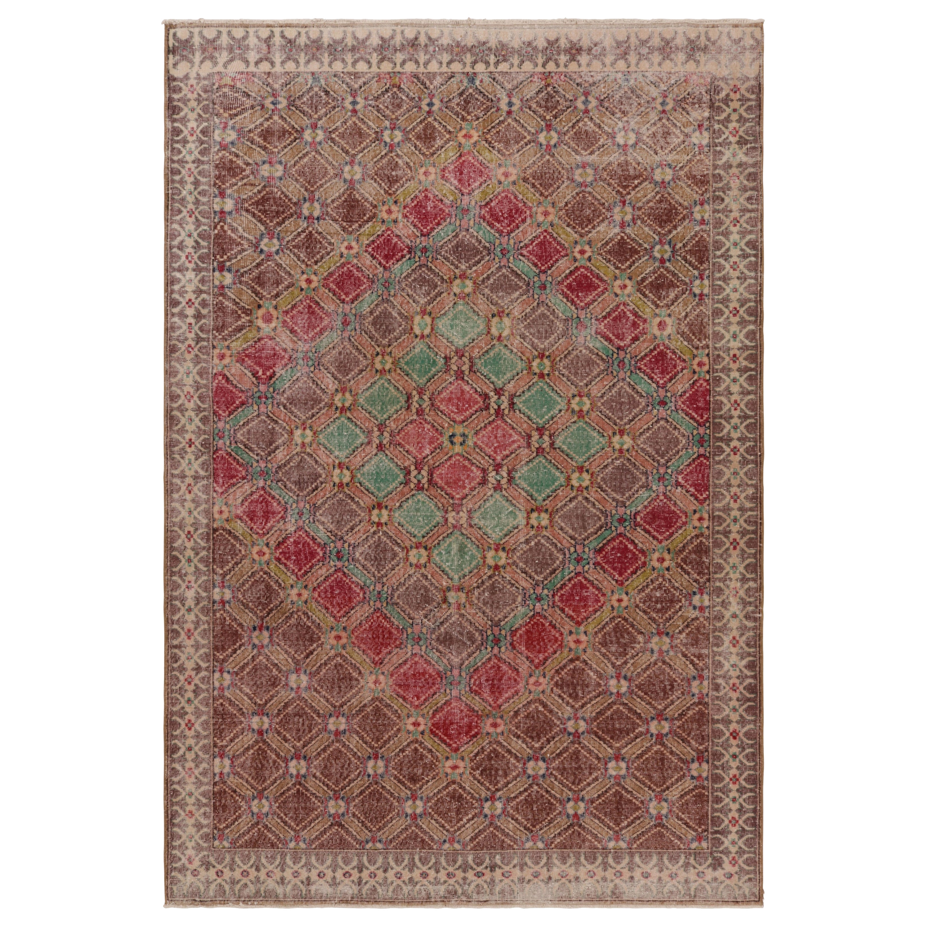 Vintage Distressed Rug, Multicolor Geometric Medallion Pattern - Rug & Kilim