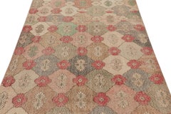 Vintage Distressed Rug, Muted Polychromatic Geometric Floral Motif – Rug & Kilim
