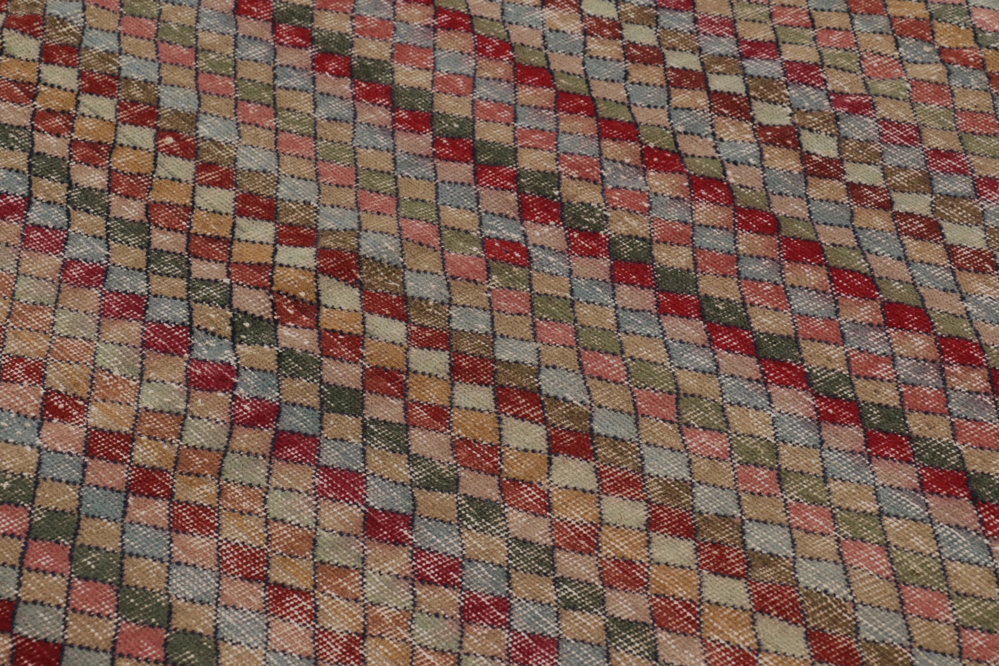 Hand-Knotted Vintage Distressed Rug, Polychromatic Diamond Geometric Pattern - Rug & Kilim For Sale