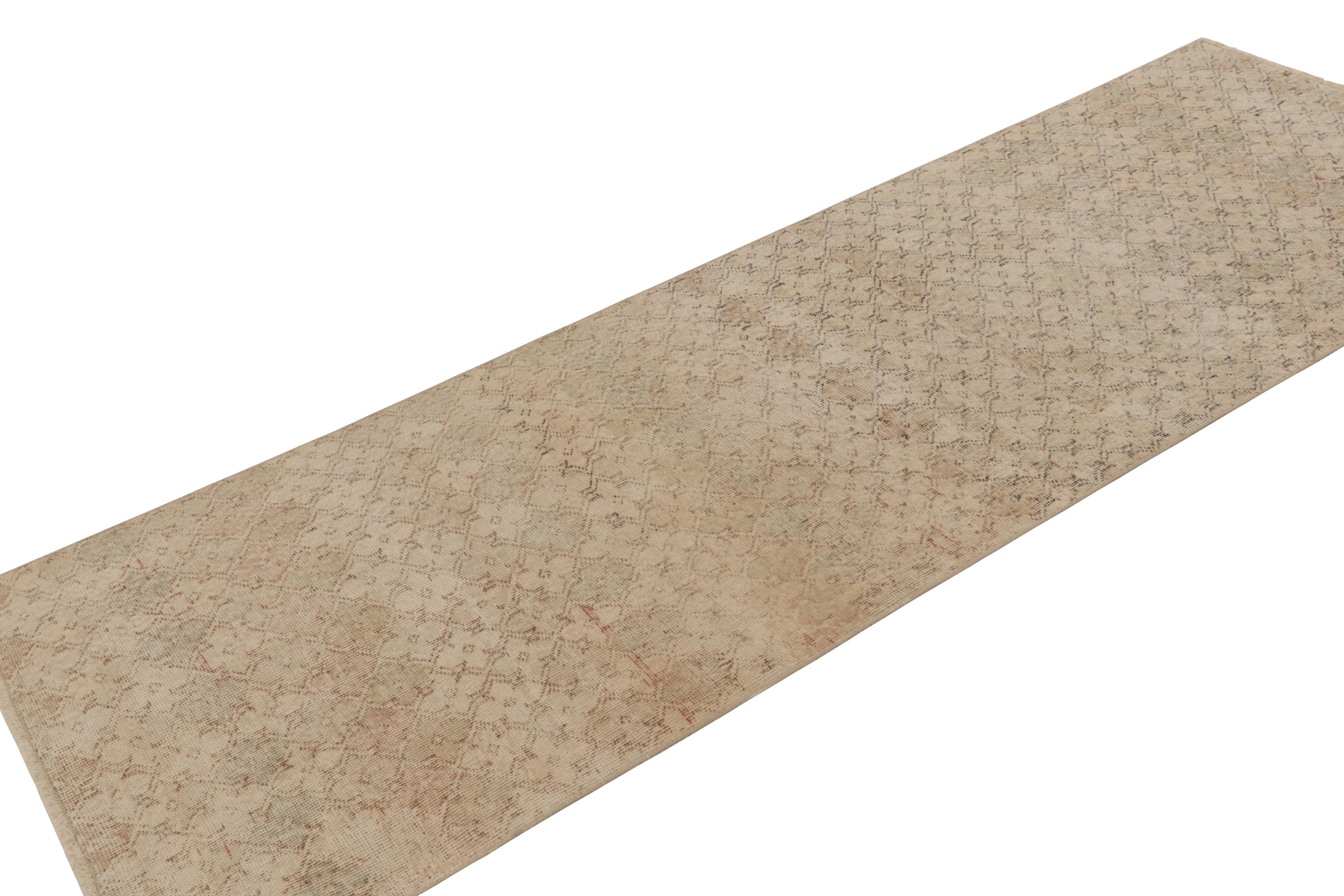 Vintage Distressed Läufer, Beige und Braun Geometrisches Muster - Rug & Kilim (Handgeknüpft) im Angebot