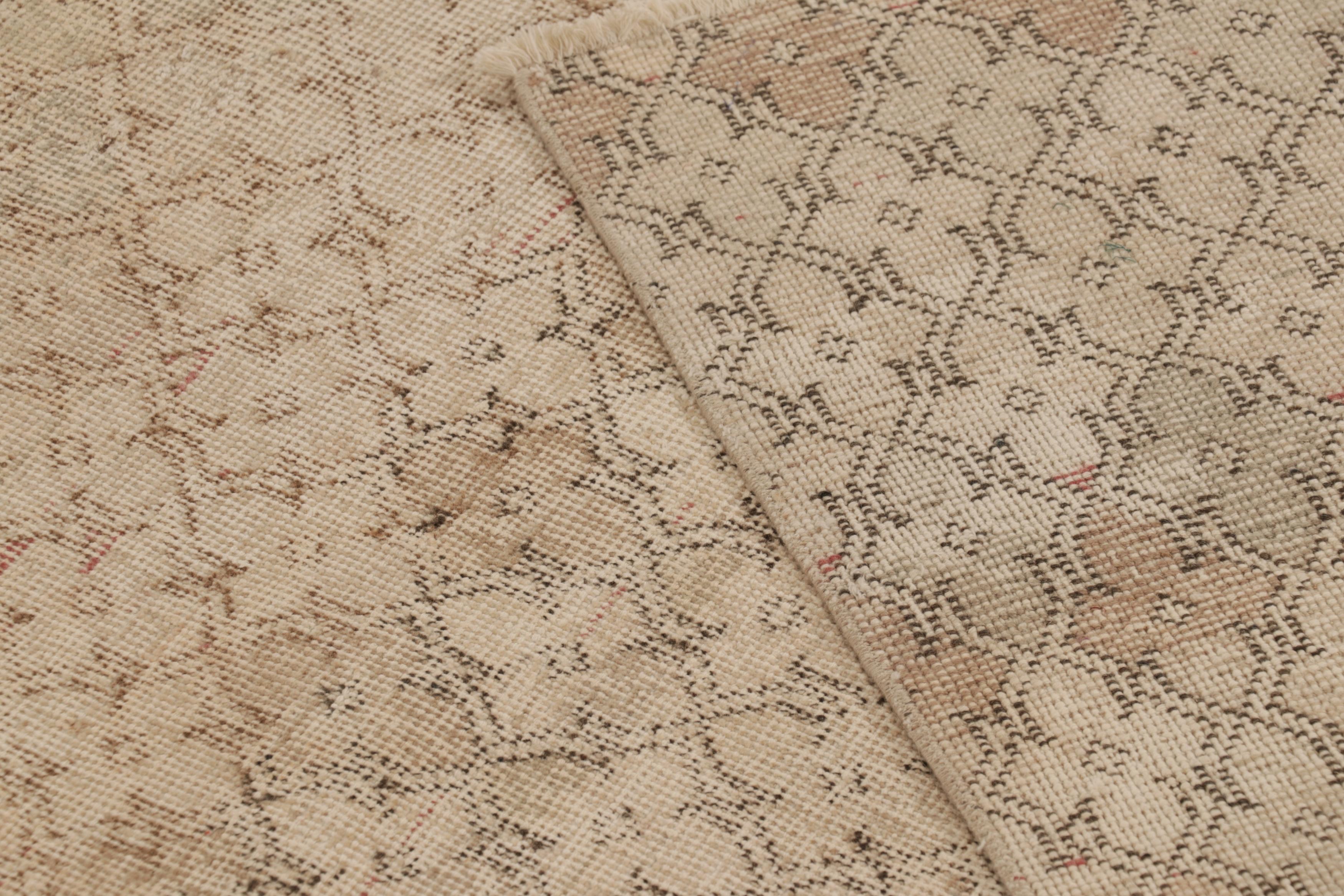 Vintage Distressed Läufer, Beige und Braun Geometrisches Muster - Rug & Kilim (Wolle) im Angebot