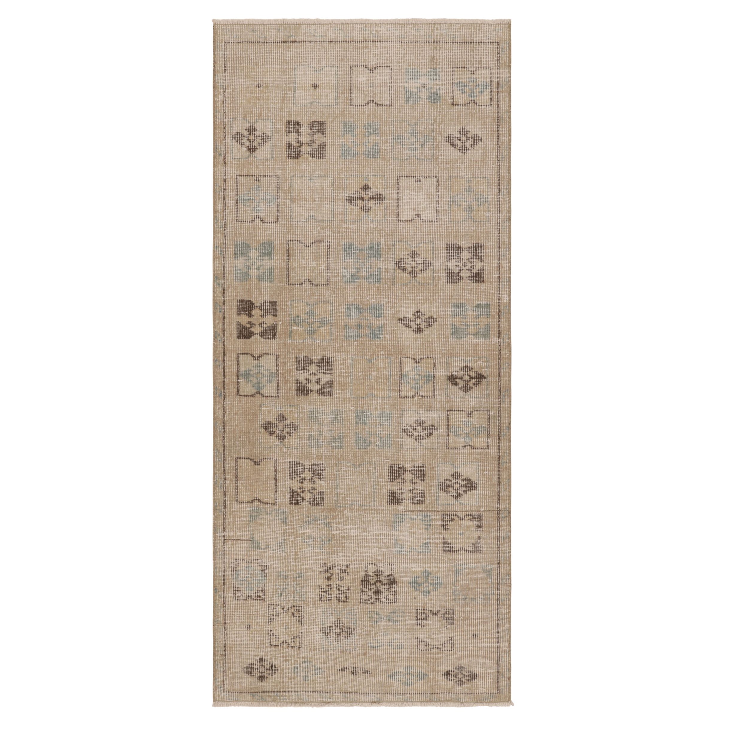 Vintage Distressed Runner Rug, Beige-Brown 
Blue Geometric Motifs - Rug 
Kilim