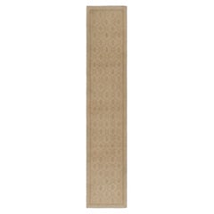 Vintage Distressed Runner Rug, Beige-Braun Floral Geometric Pattern- Rug & Kilim