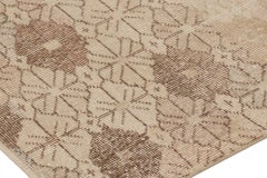Vintage Distressed Runner Rug, Beige-Brown Geometric Floral Pattern - Rug & Kil