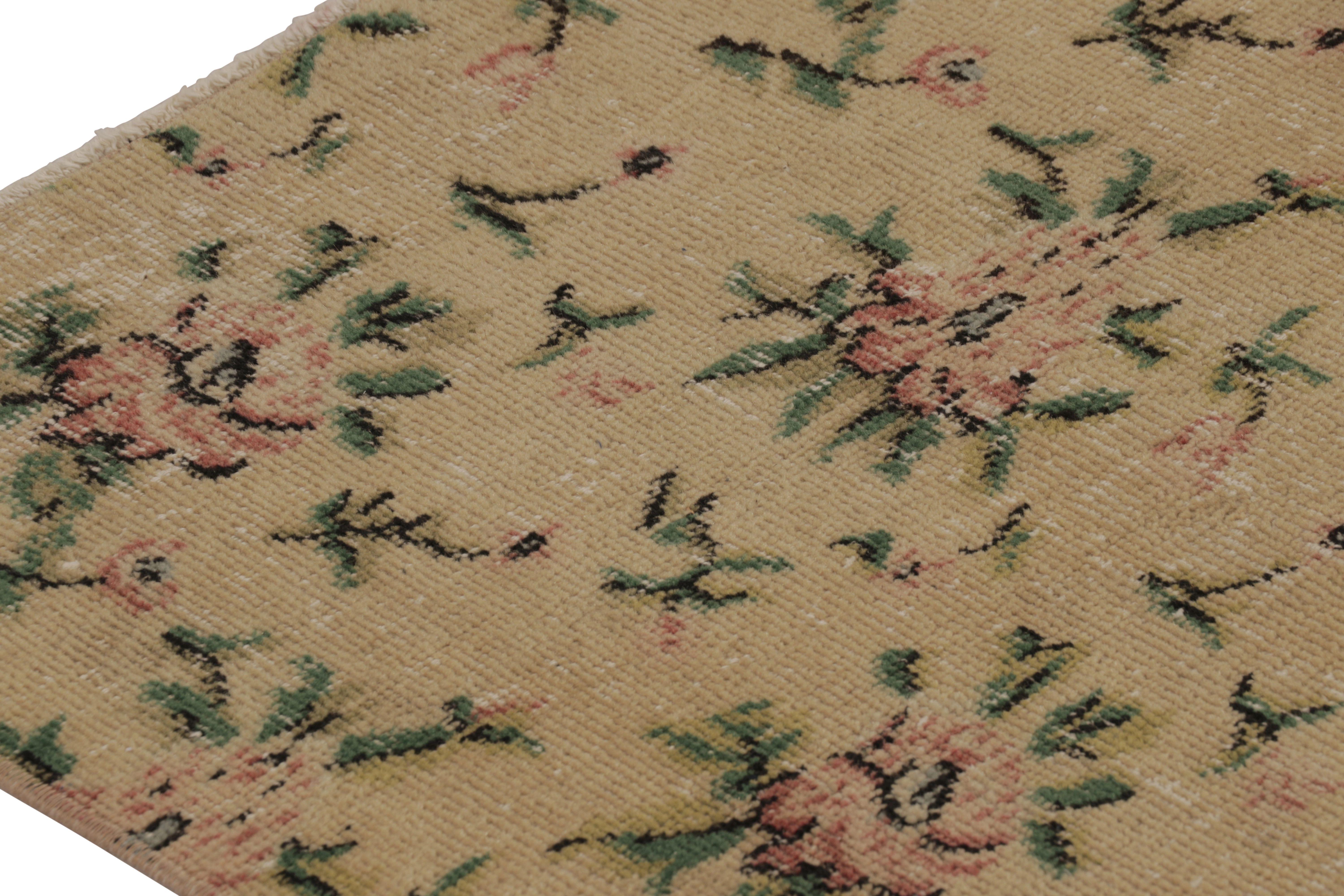 Vintage Distressed Runner Rug, Gold with Soft Pink Floral Pattern - Rug & Kilim In Good Condition For Sale In Long Island City, NY