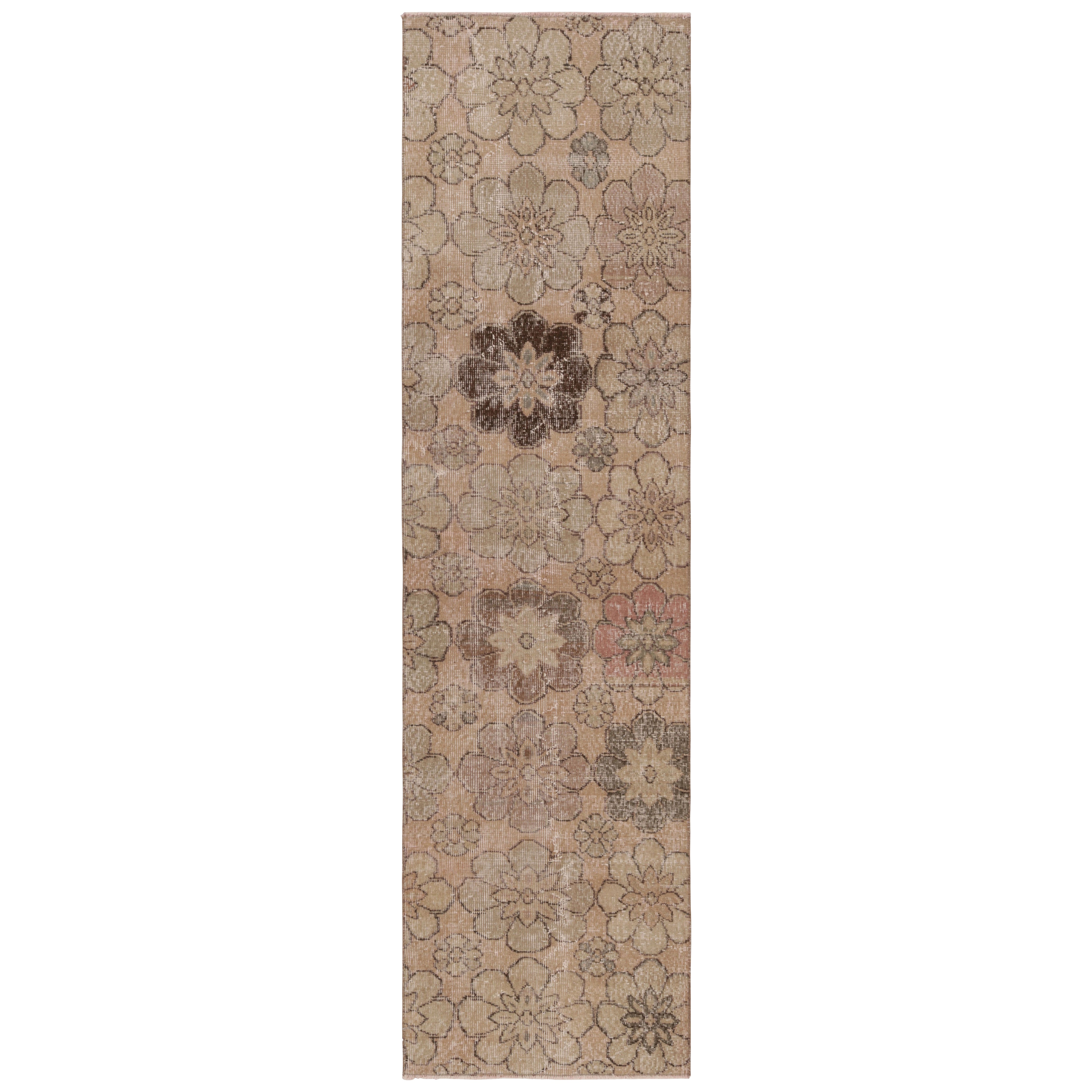 Vintage Distressed Läufer, warmes Beige-Braun mit Blumenmuster - Rug & Kilim