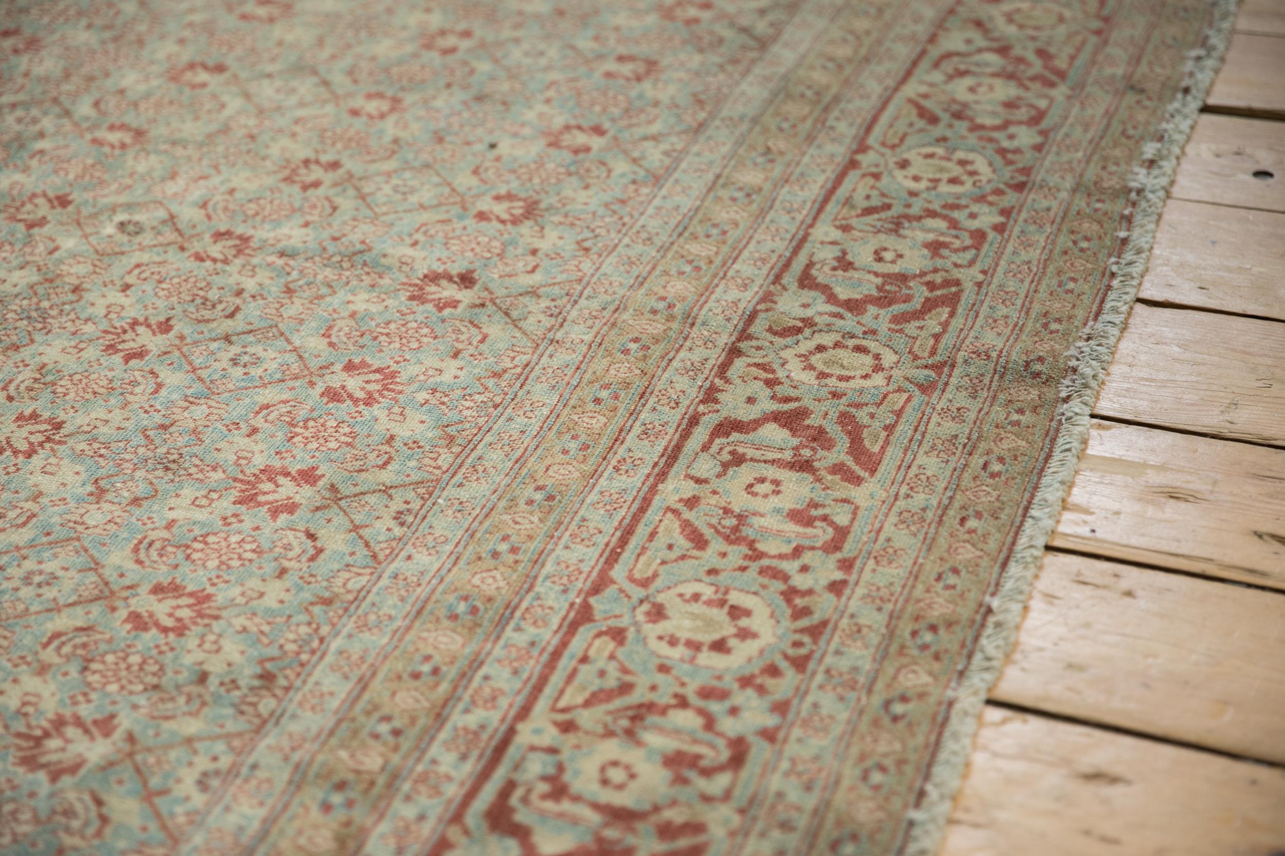 Vintage Distressed Tabriz-Teppich (Mitte des 20. Jahrhunderts) im Angebot
