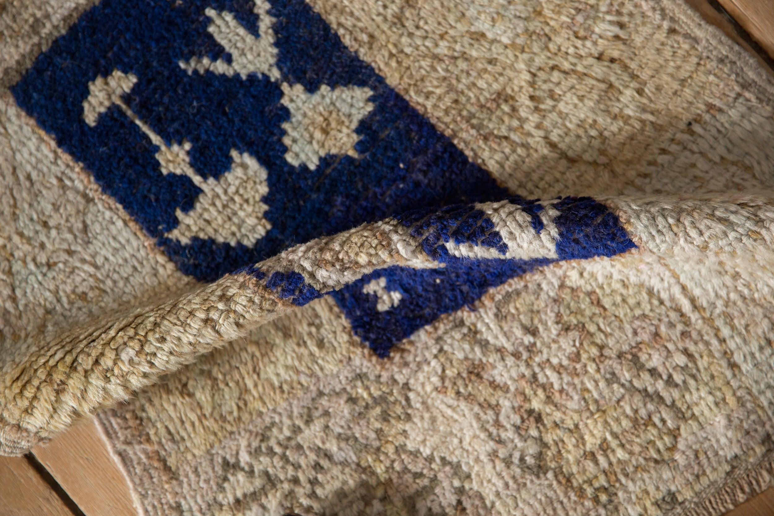 Vintage Distressed Tulu Teppichmatte (Handgeknüpft) im Angebot