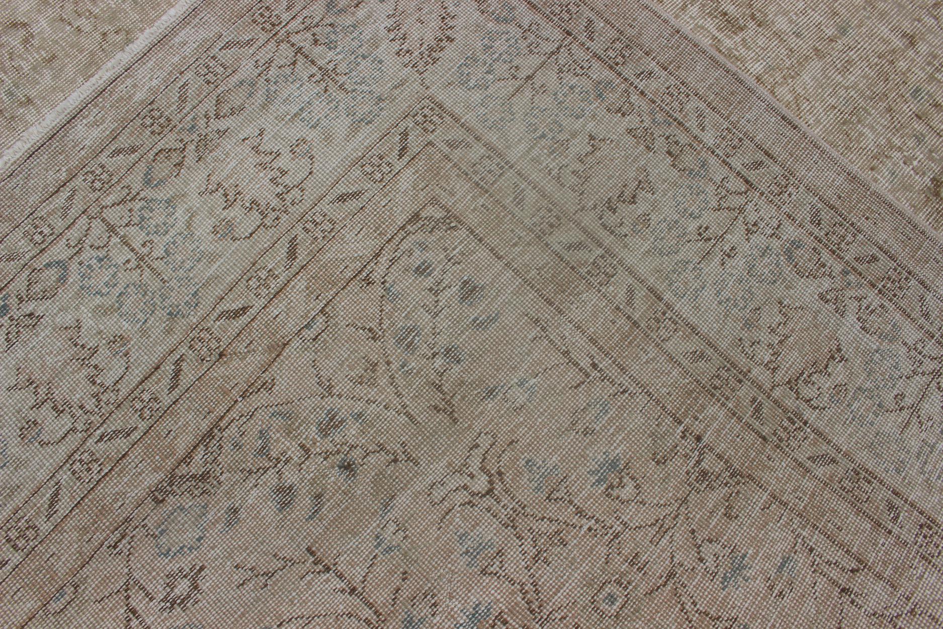 Vintage Distressed Turkish Rug with All-Over Pattern in Light Cream, Light Brown For Sale 1