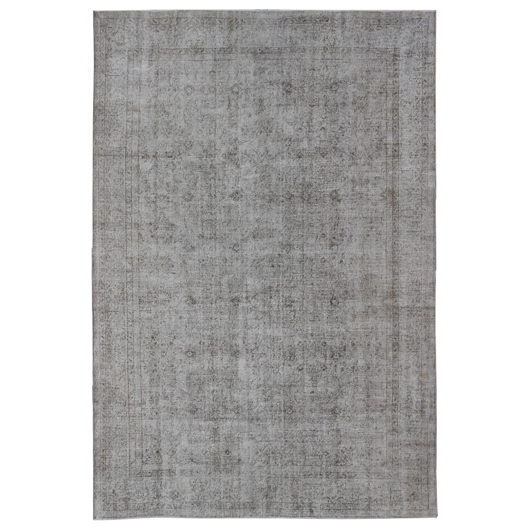 Türkischer Teppich mit Allover-Muster in heller Creme:: hellbraun:: Vintage mit Gebrauchsspuren