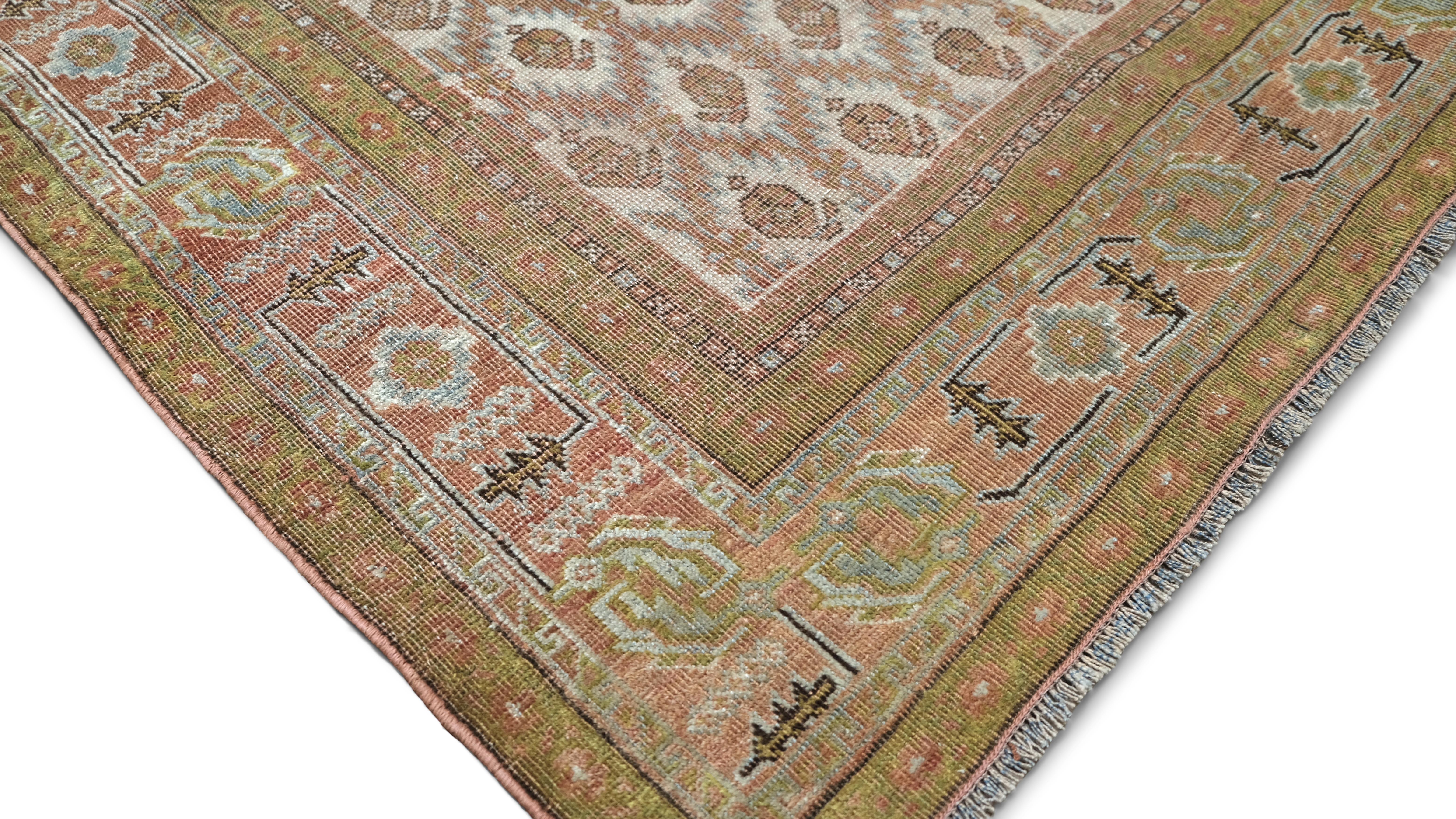 Malayer Tappeto Vintage Distressed Unique Patterned Wool 4'9''x9'2'' in vendita