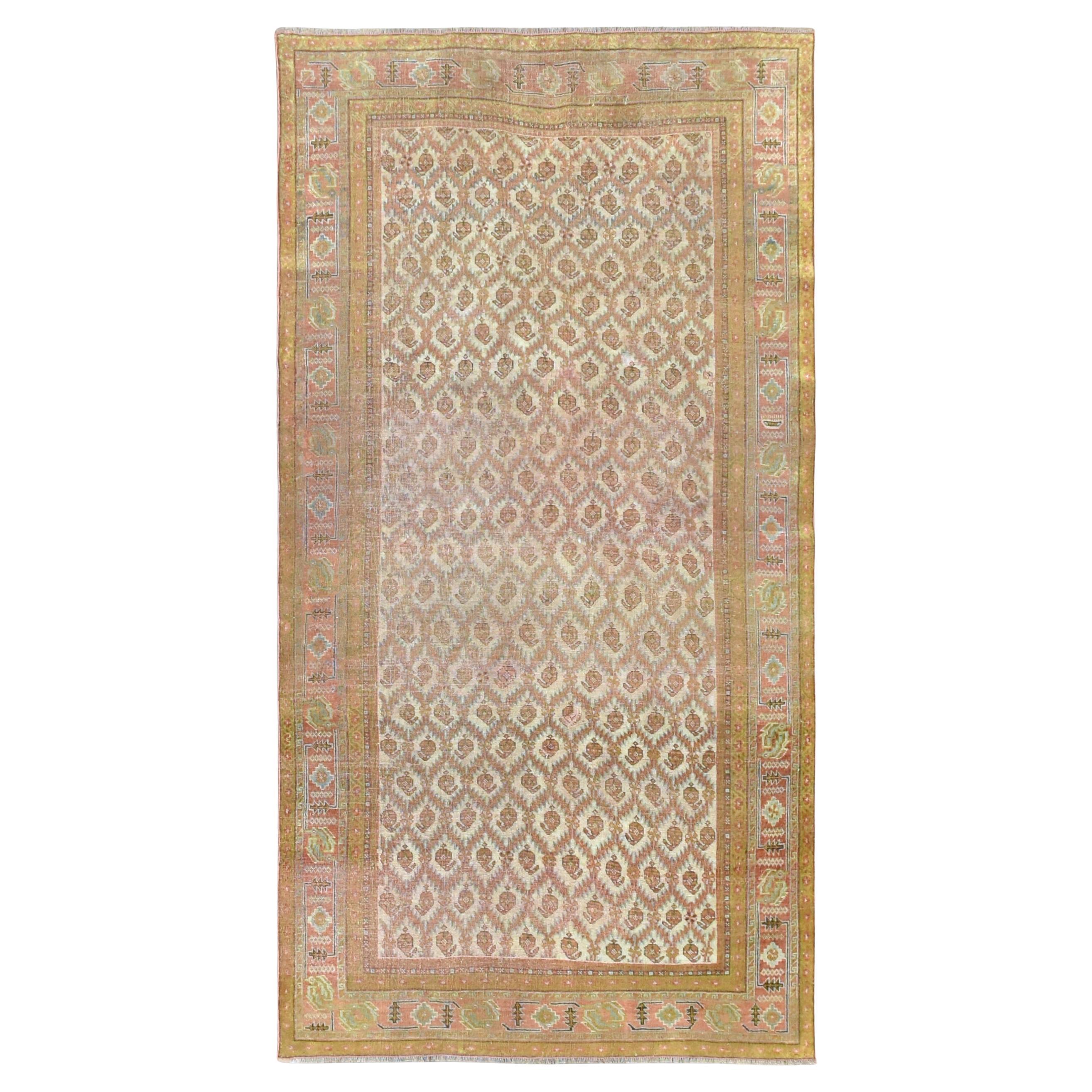 Tappeto Vintage Distressed Unique Patterned Wool 4'9''x9'2'' in vendita