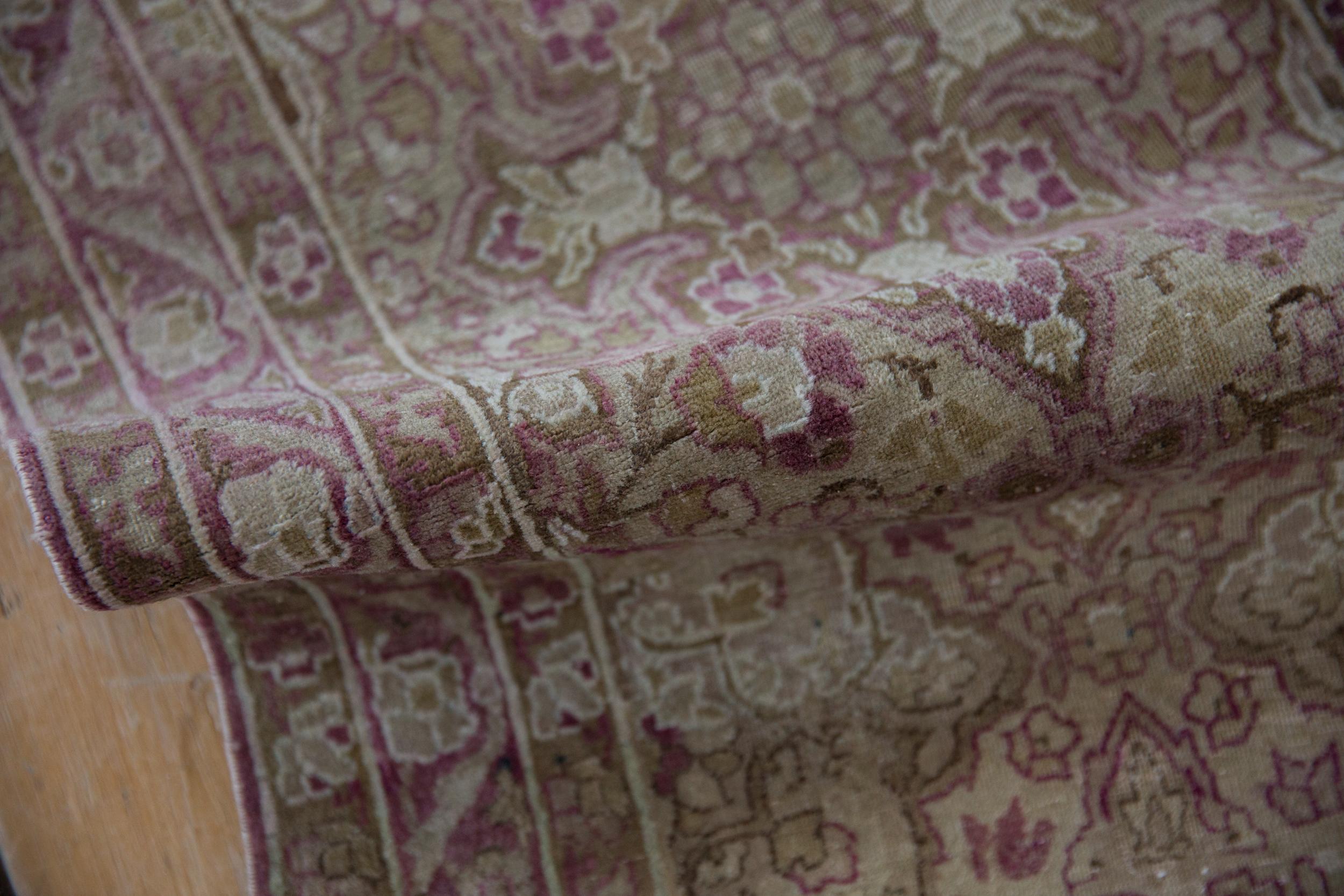 Lana Tappeto Yezd vintage e invecchiato Runner in vendita