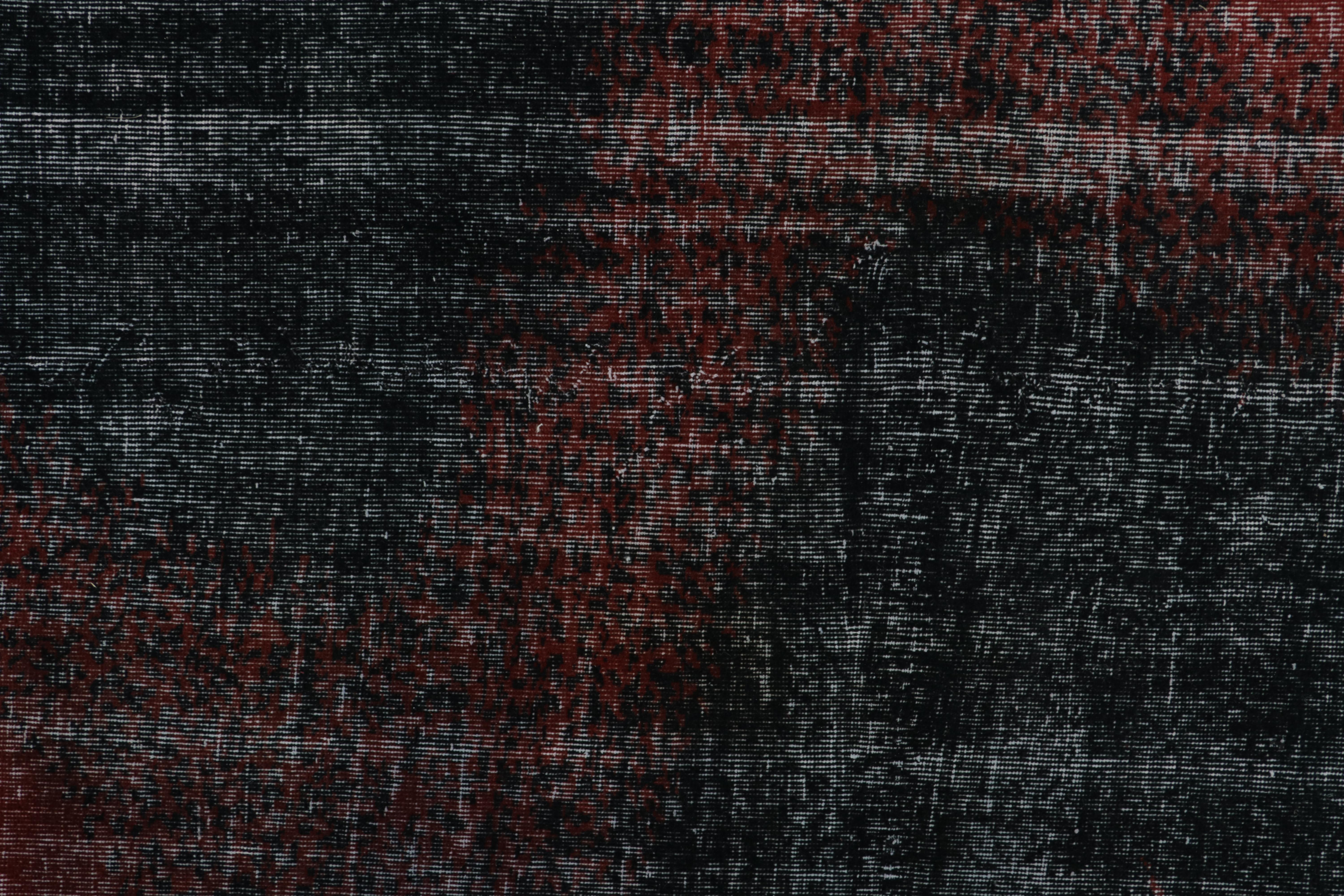 Vintage Zeki Müren Teppich in Rot und Schwarz mit Dekomuster, von Rug & Kilim im Zustand „Gut“ im Angebot in Long Island City, NY