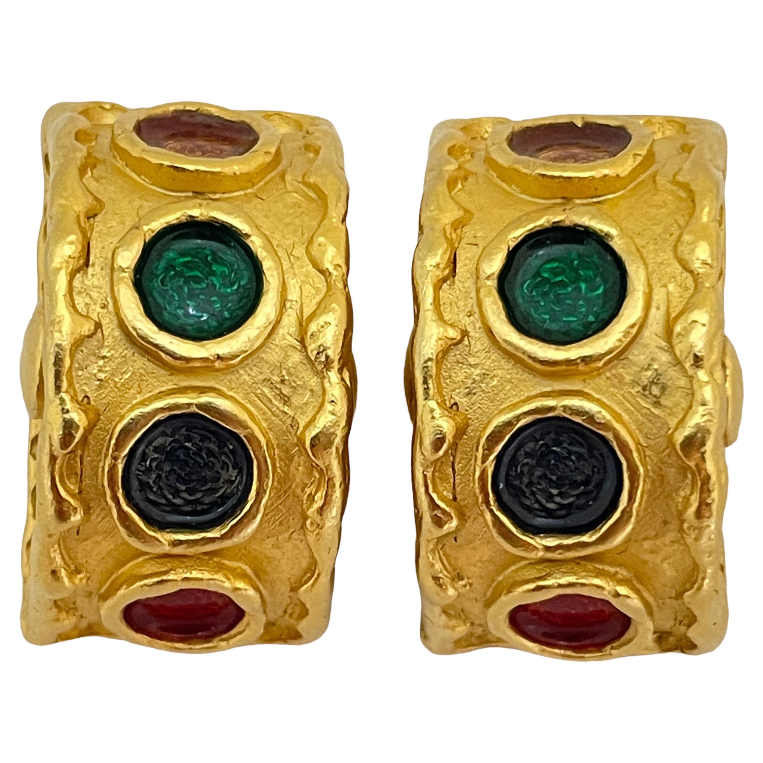 Vintage DKNY DONNA KARAN gold enamel designer runway clip on earrings  For Sale