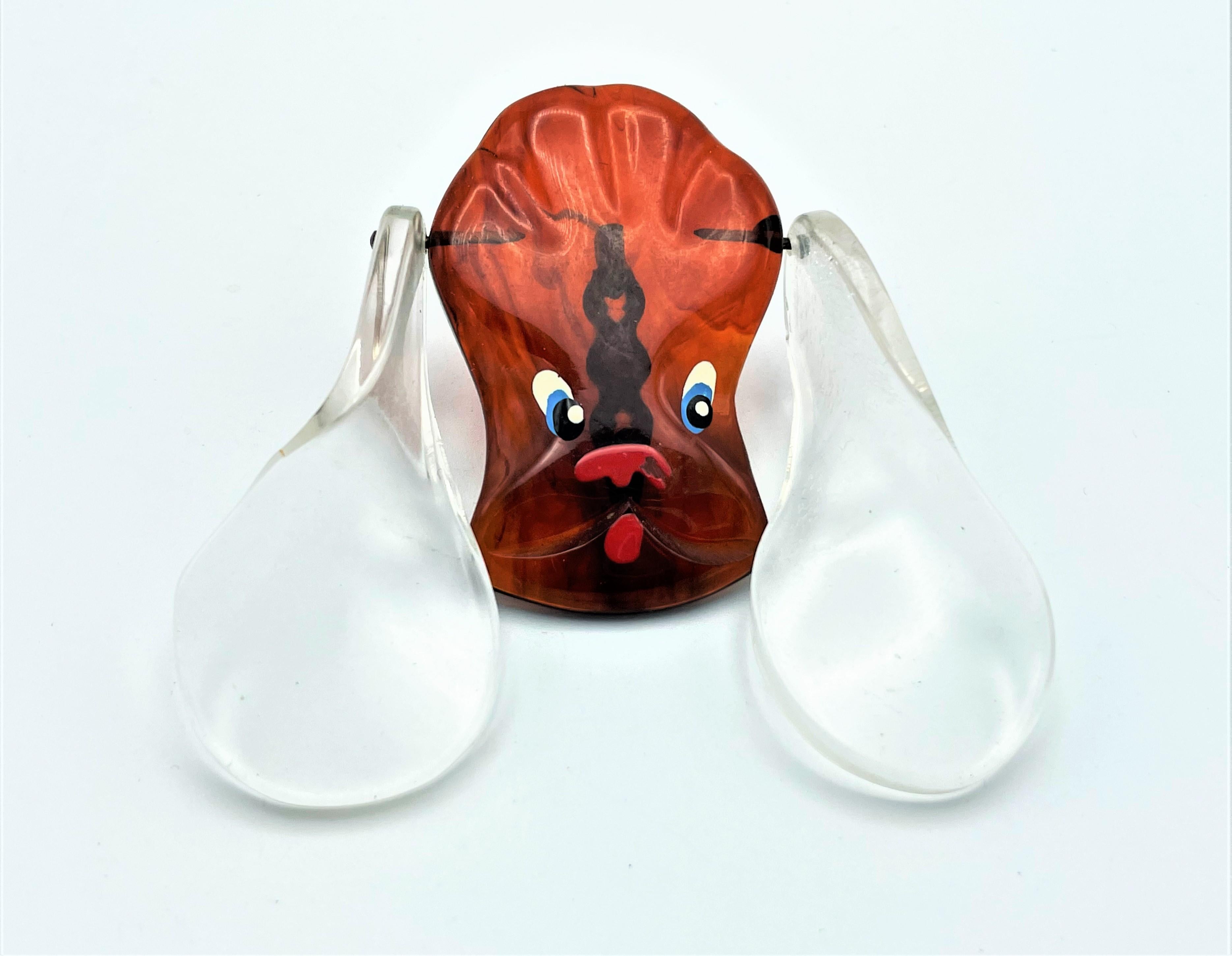 Arts and Crafts Vintage dog head brooch with big Lucite/acrylic ears from the 1940s USA For Sale