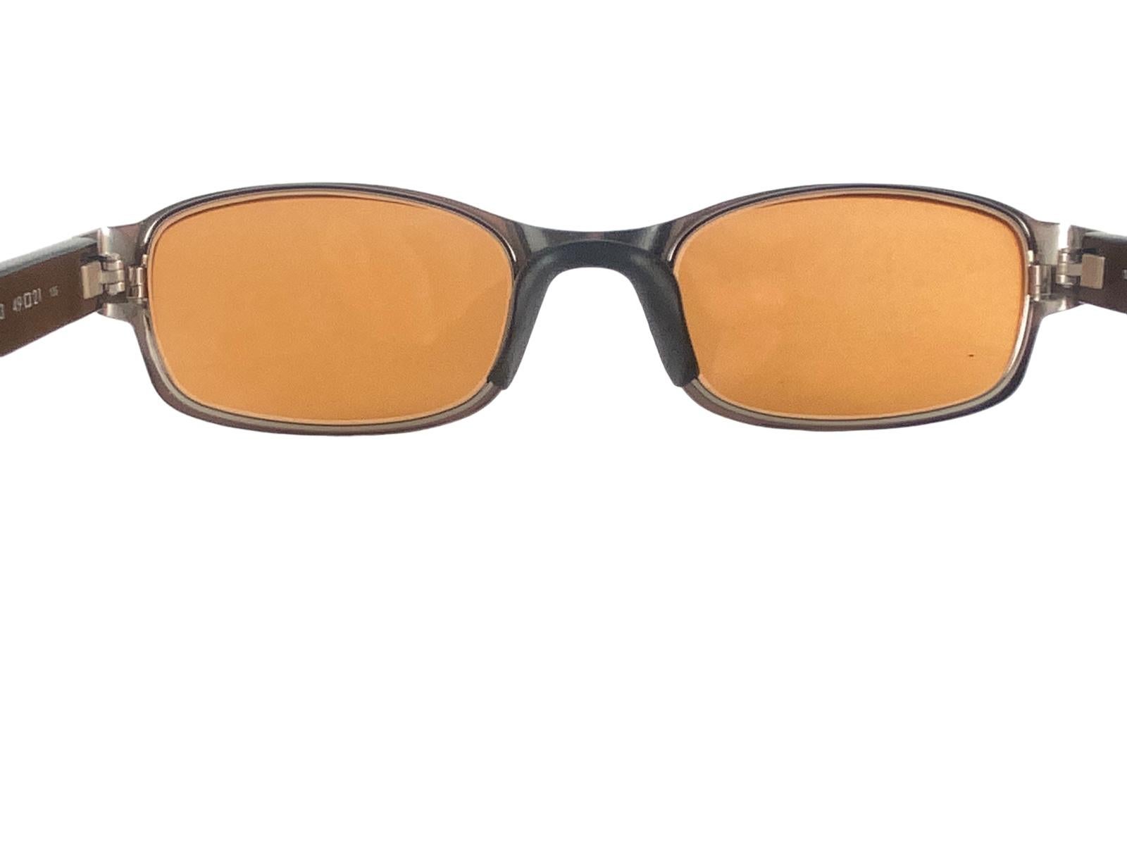 Vintage Dolce & Gabbana 2029 Silver 2000'S Y2K Sunglasses Italy In New Condition For Sale In Baleares, Baleares
