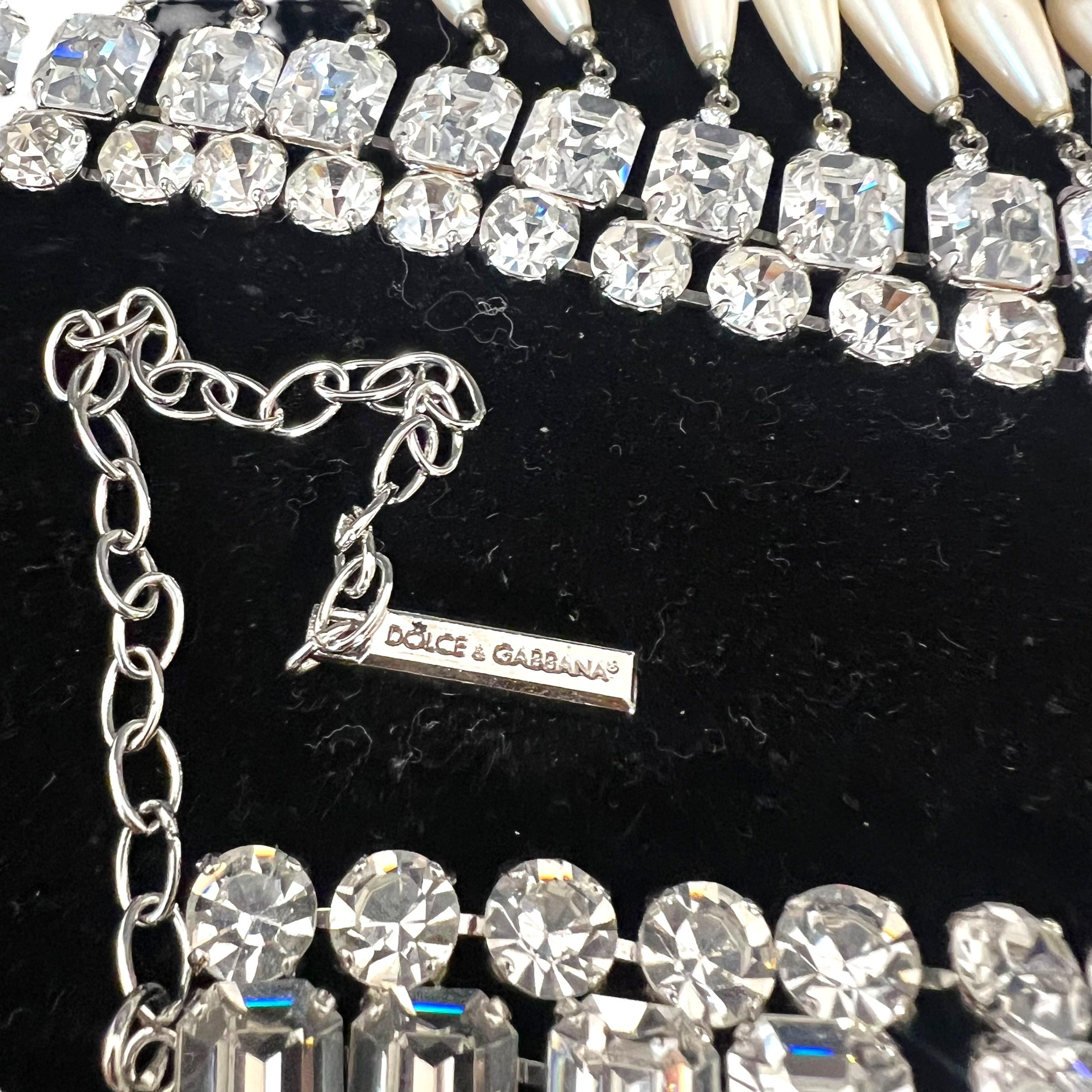 Women's or Men's Vintage Dolce & Gabbana crystal pearl chain belt  For Sale
