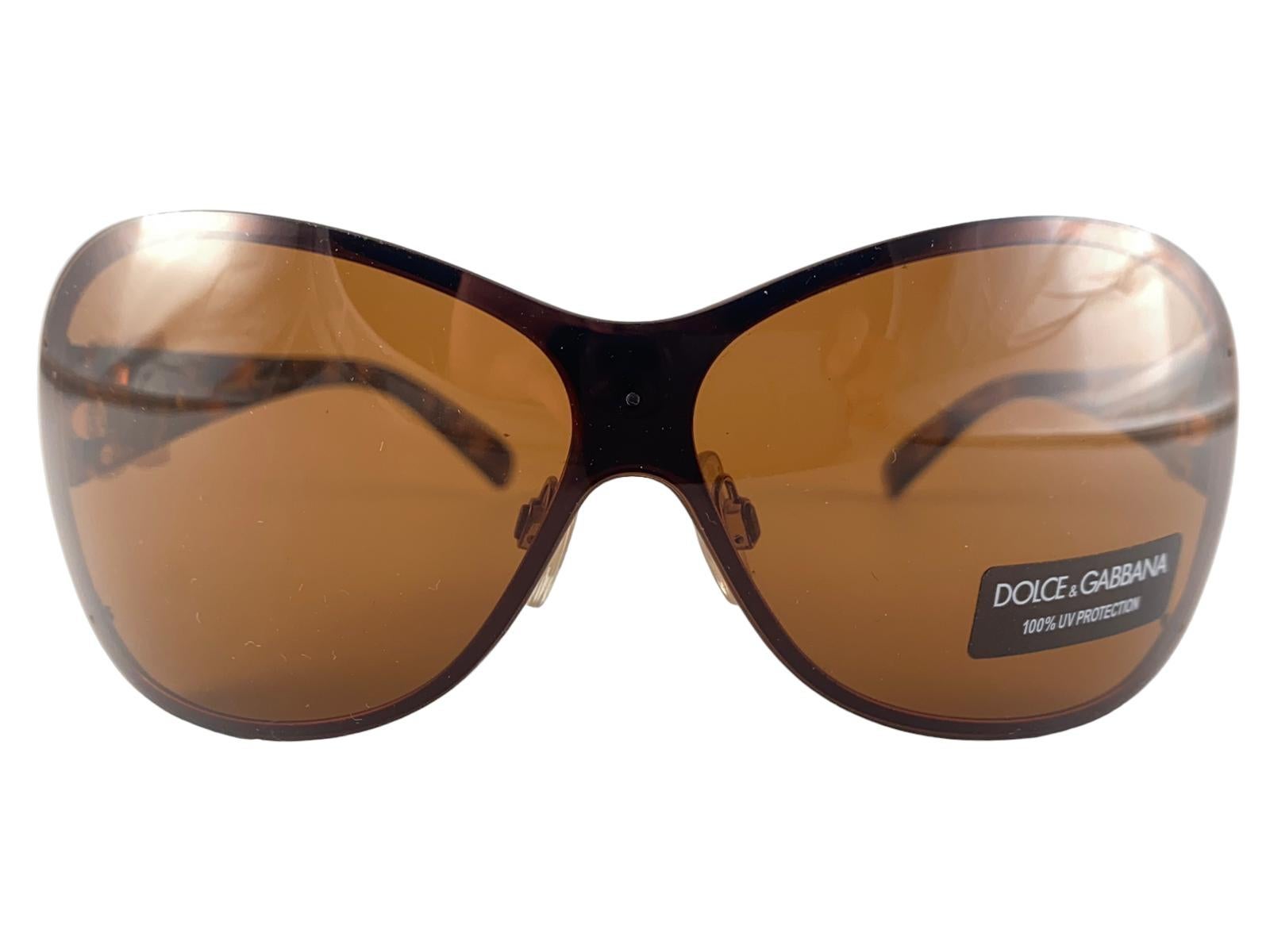Lunettes de soleil vintage Dolce & Gabbana DG 2033 Oversized Sunglasses 2000's Y2K Unisexe en vente