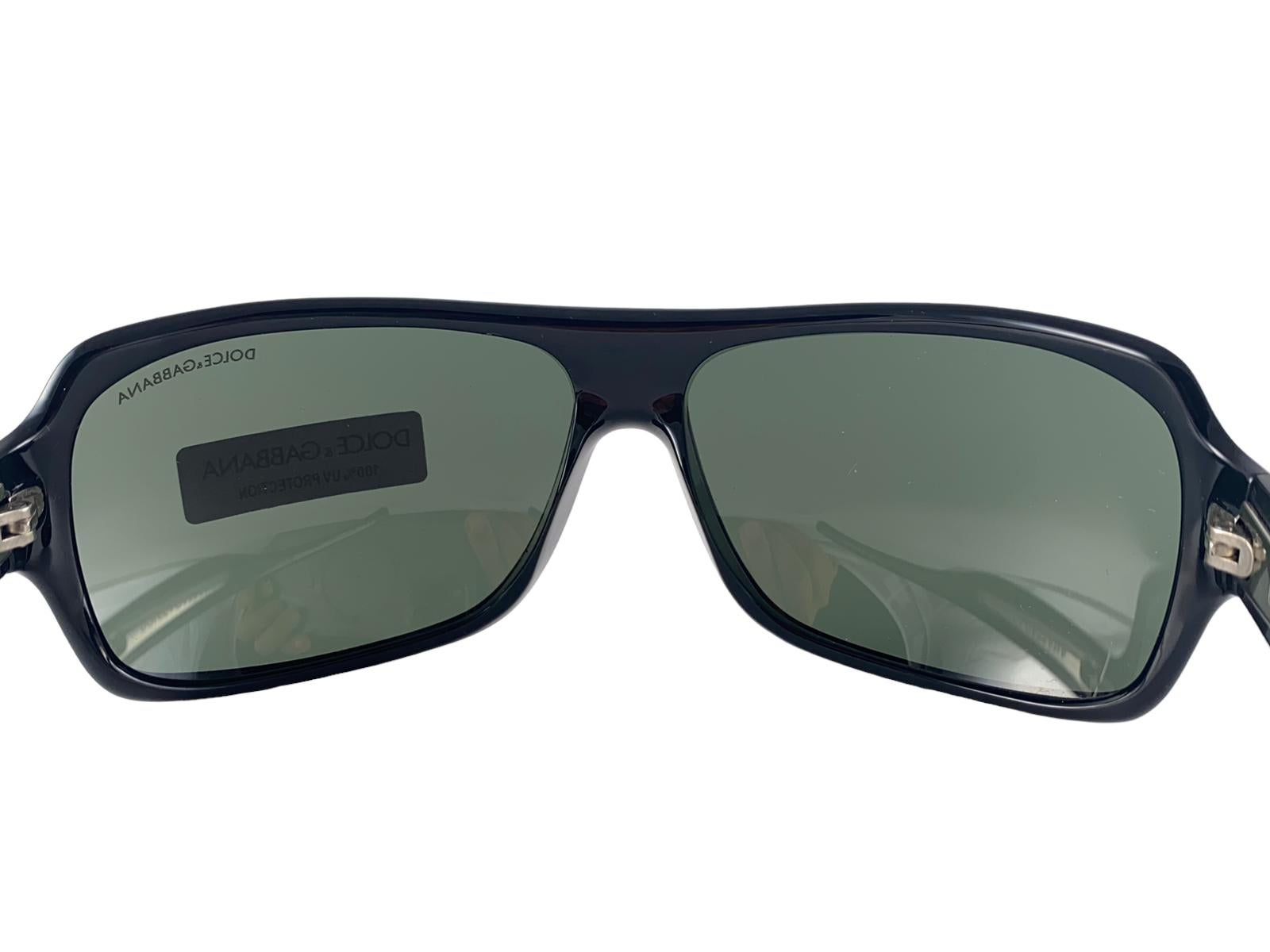 Femenino o masculino Vintage Dolce & Gabbana DG 6031 Gafas de sol negras de gran tamaño 2000's Y2K en venta