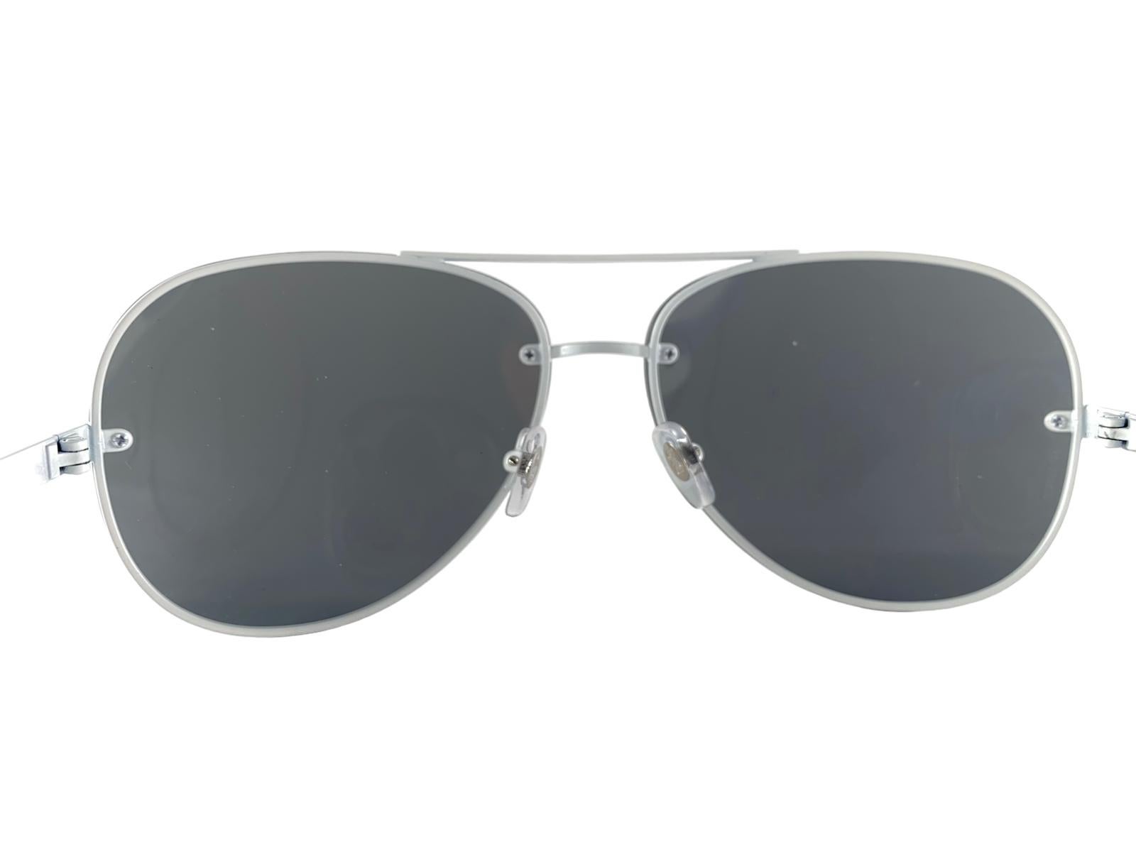 Women's or Men's Vintage Dolce & Gabbana DG 6086 Aviator Sunglasses 2000's Y2K For Sale