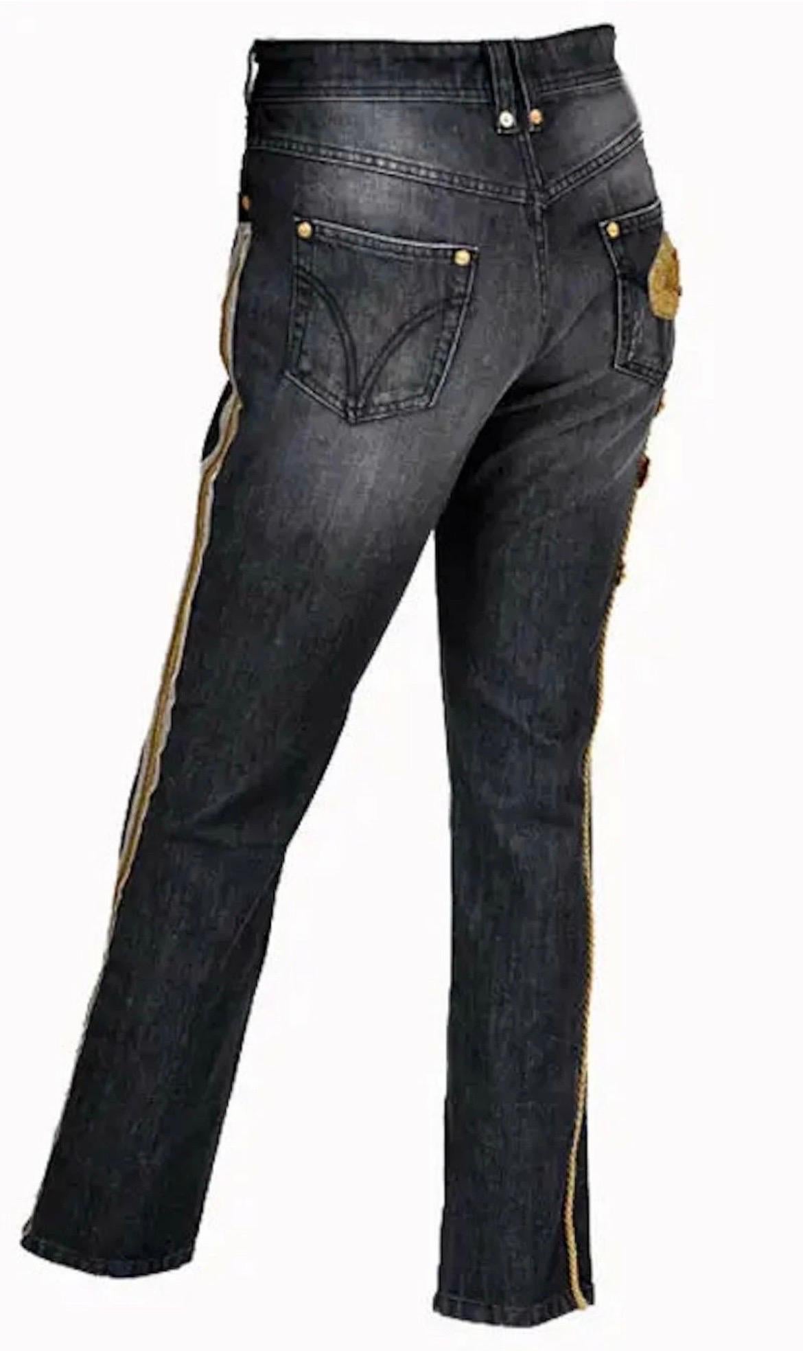 Vintage Dolce & Gabbana Fall 2009 Runway Military-Inspired Embroidered Jeans For Sale 1