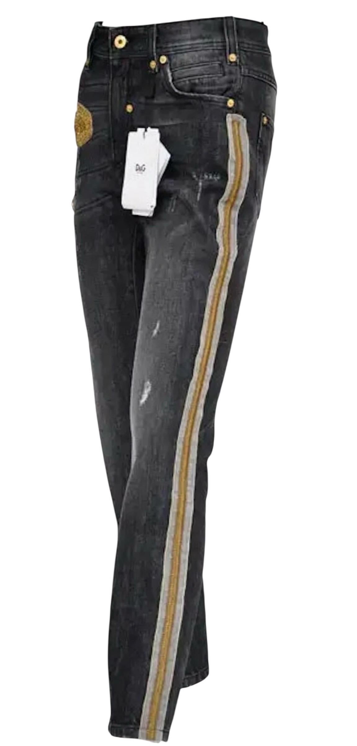 Vintage Dolce & Gabbana Fall 2009 Runway Military-Inspired Embroidered Jeans For Sale 4