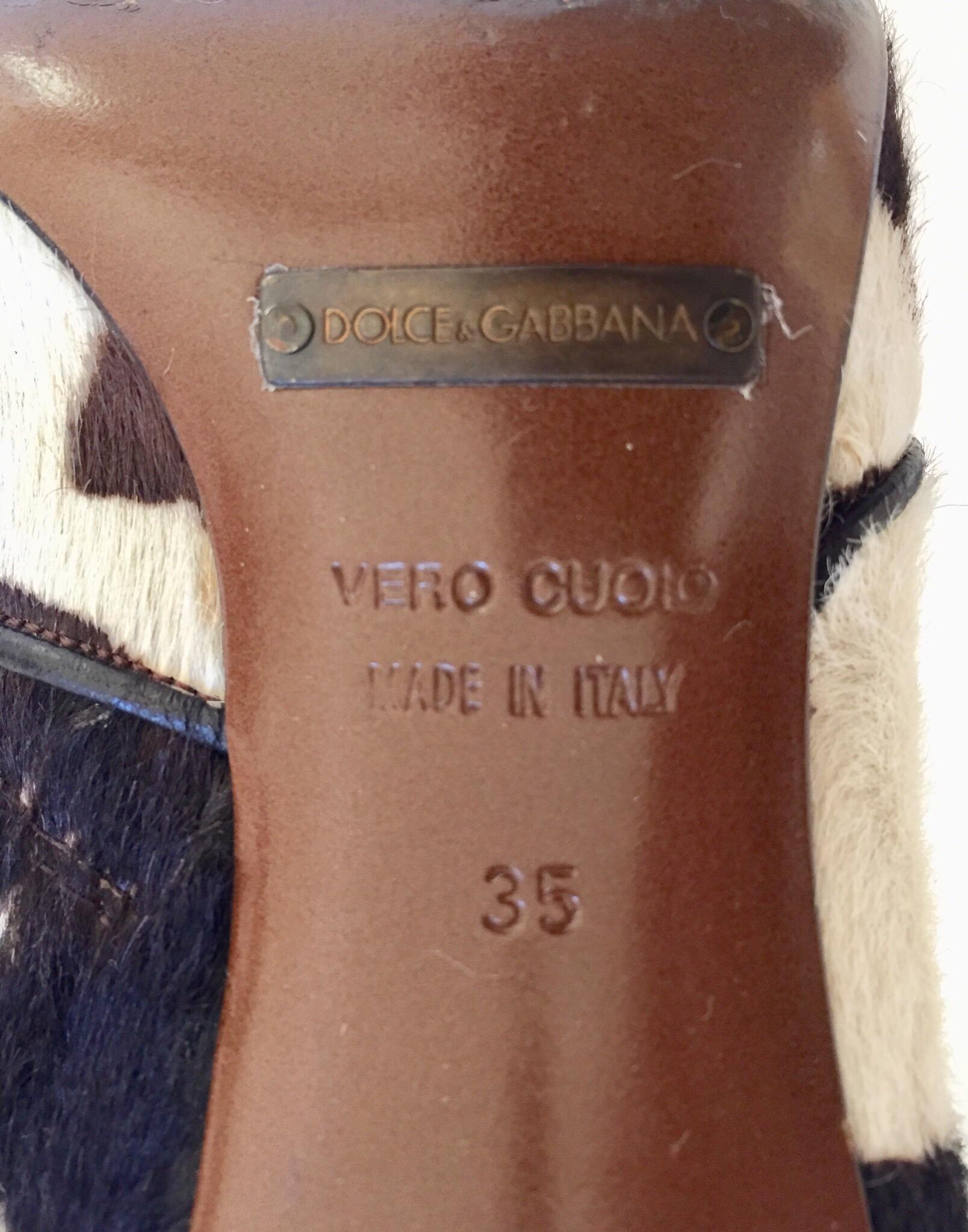 Dolce Gabbana Fitted Stiefel mit Tierdruck (20. Jahrhundert) im Angebot