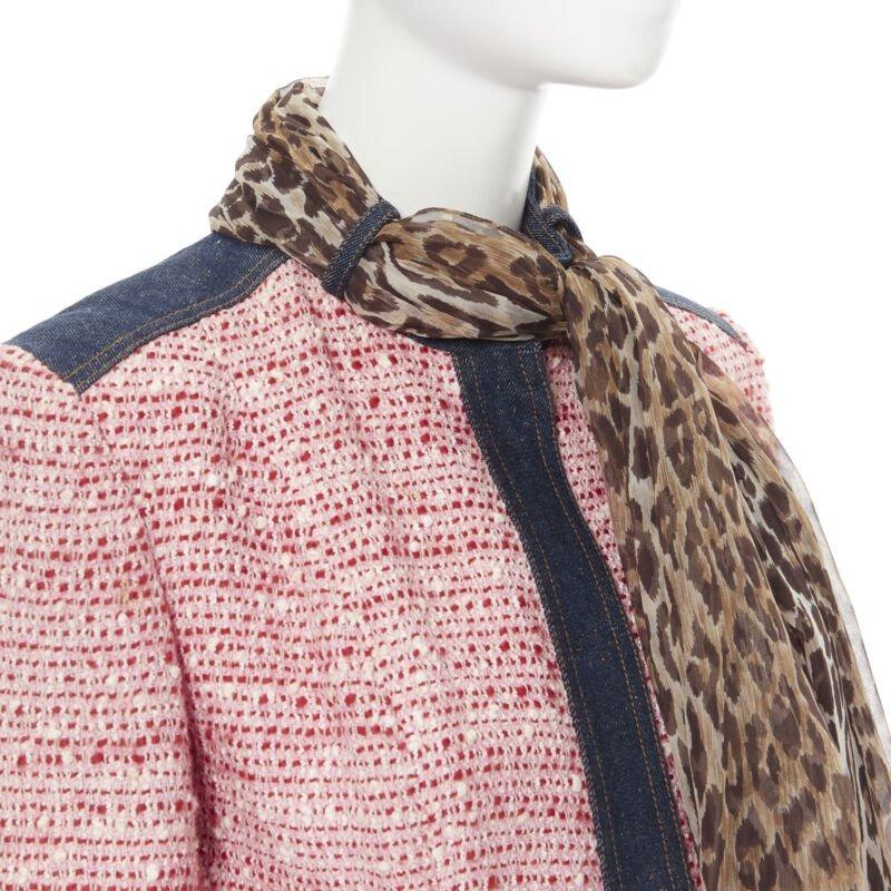 vintage DOLCE GABBANA pink tweed denim trimmed leopard scarf jacket IT42 For Sale 3