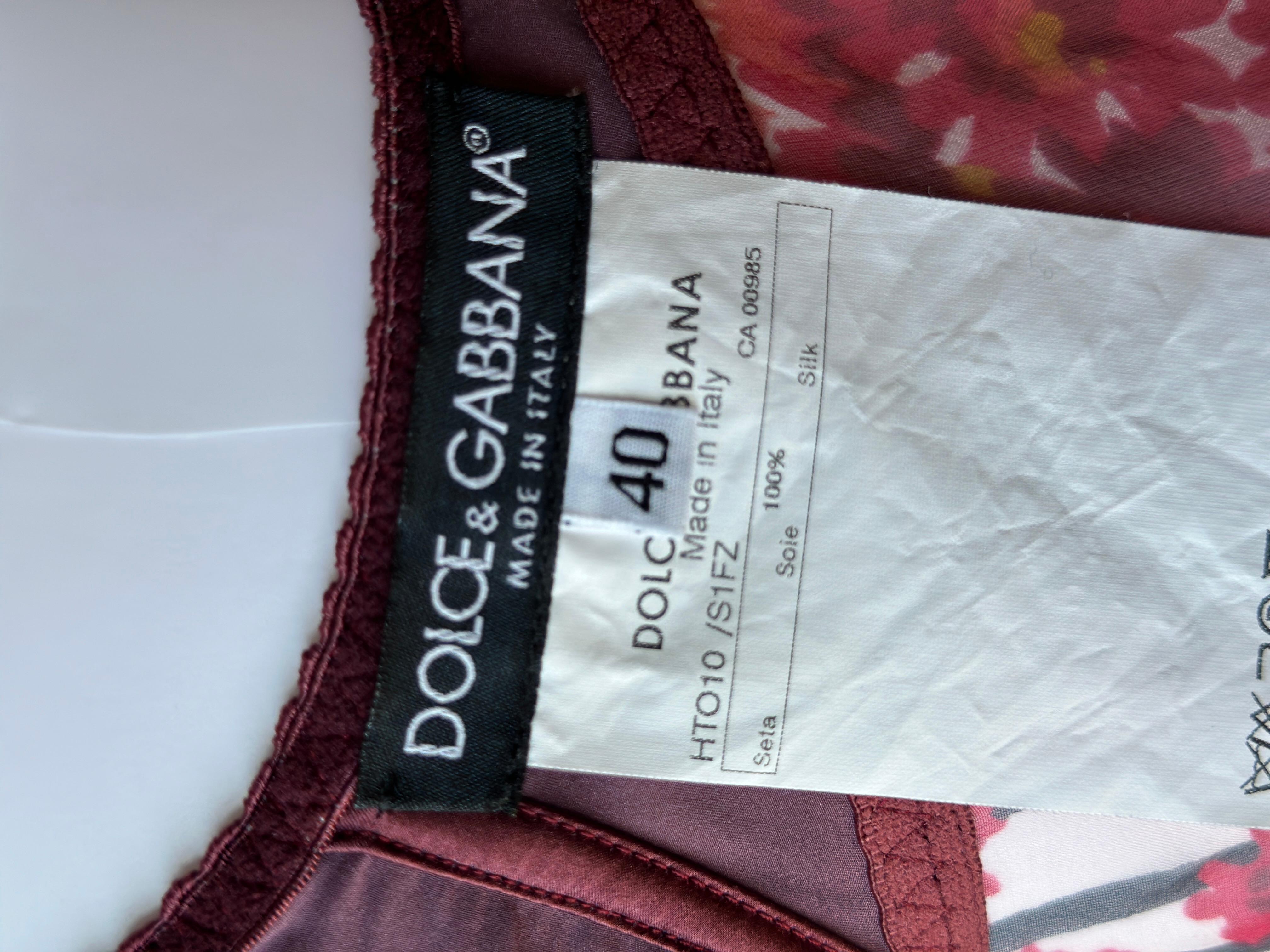 Vintage Dolce & Gabbana Laufsteg SS 2004 florales Seiden-Cami-Top Damen im Angebot